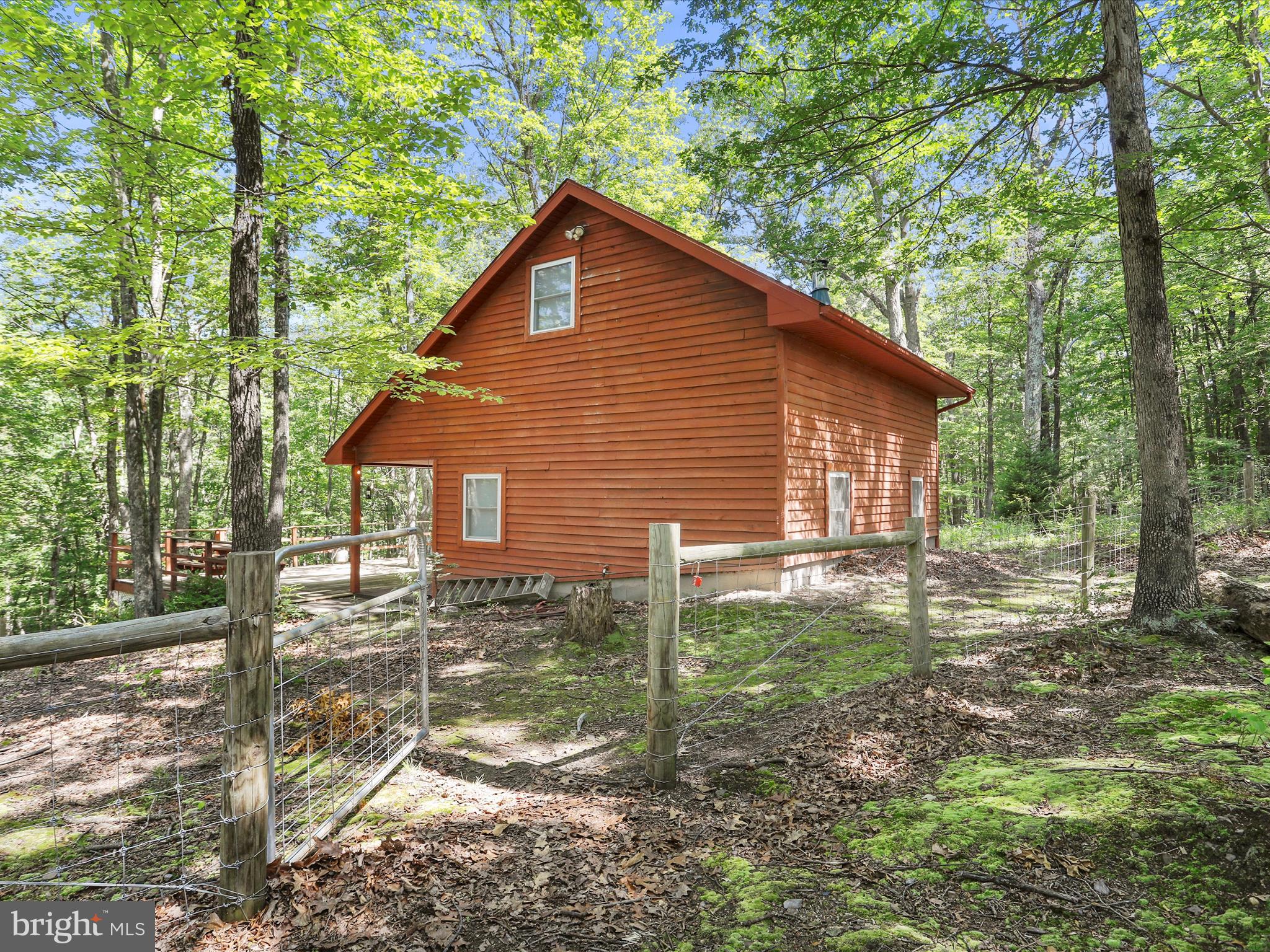 DUNMORE RIDGE PARK - Residential