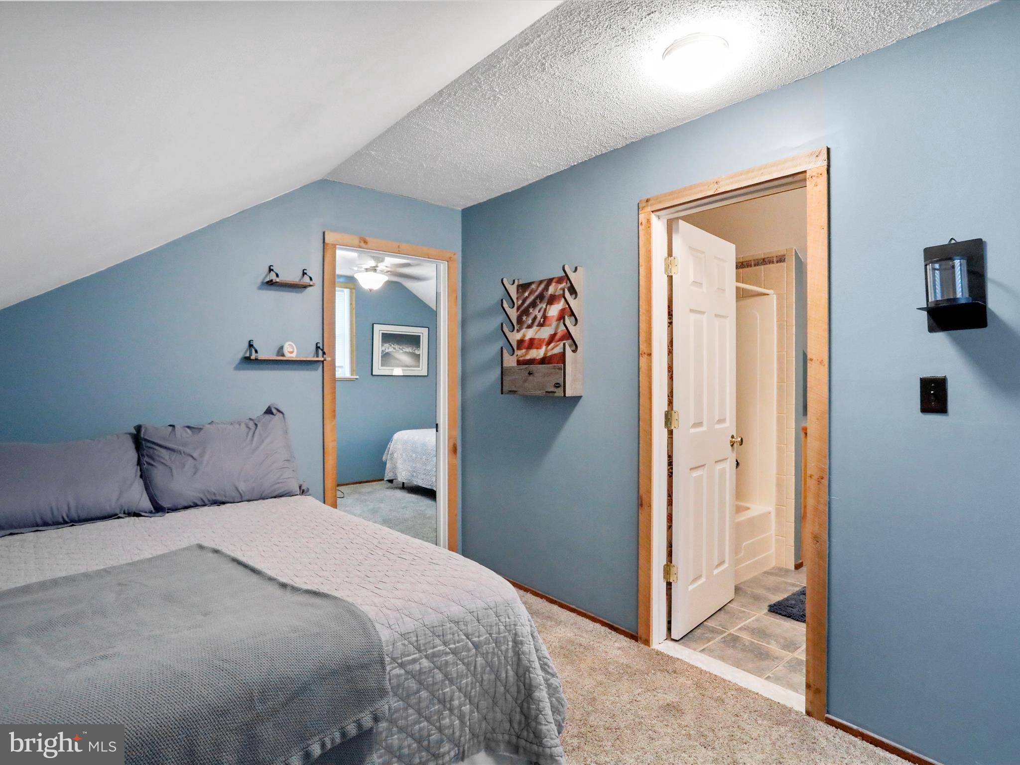 DUNMORE RIDGE PARK - Residential