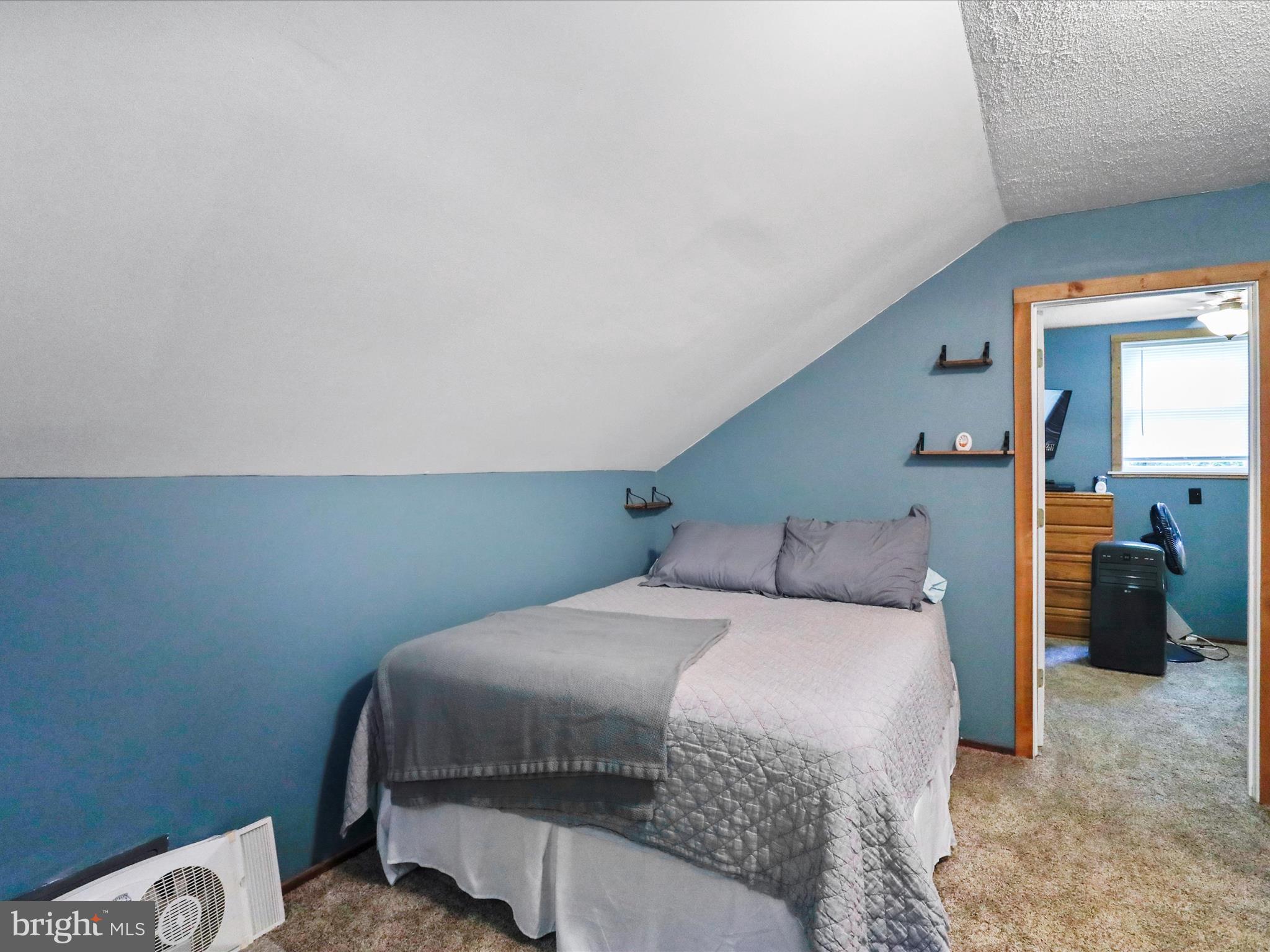 DUNMORE RIDGE PARK - Residential