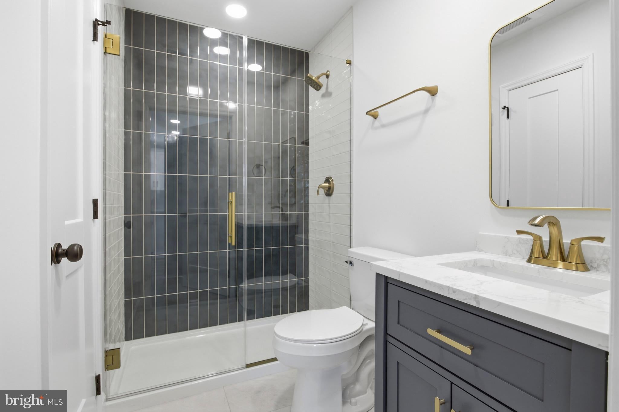 21 W FRONT STREET 3B