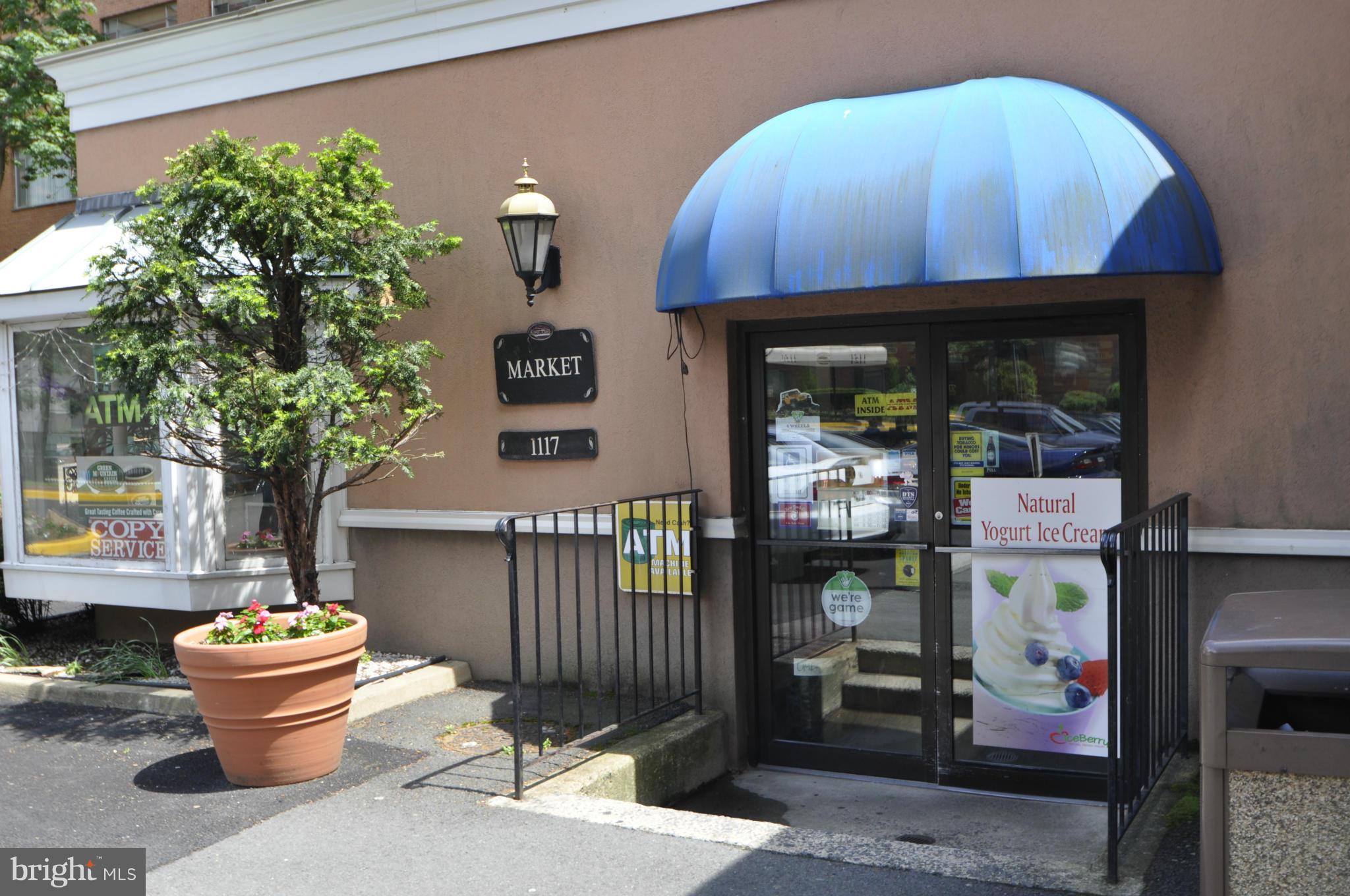 RIVER PLACE - Residential Lease