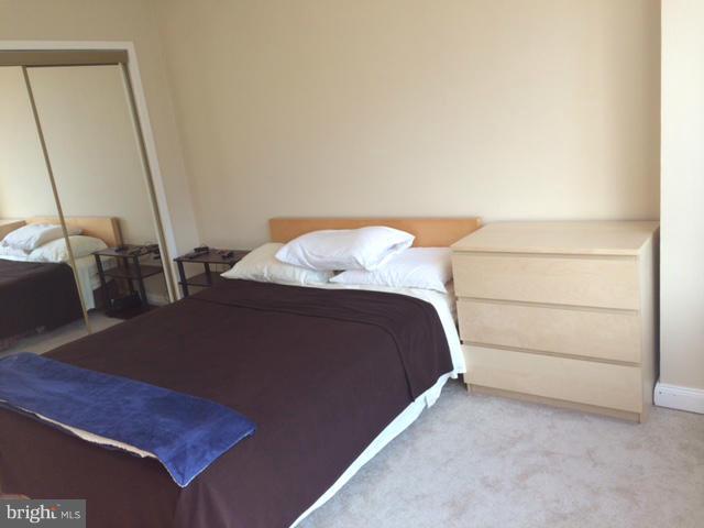 RIVER PLACE - Residential Lease