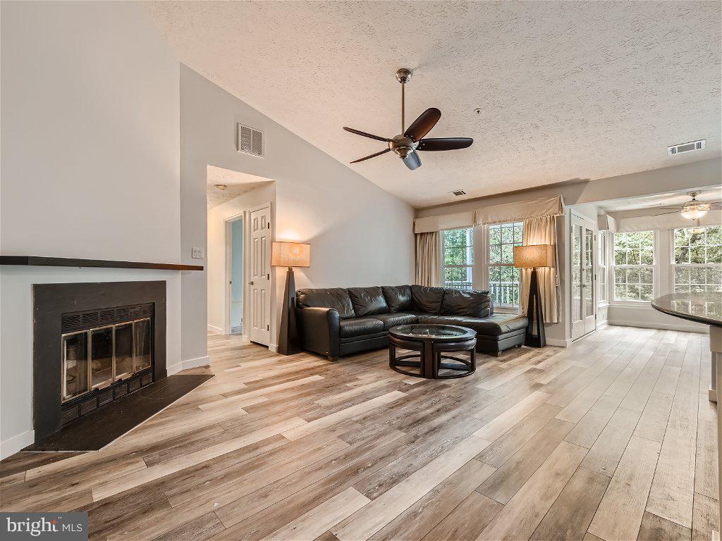 DEERFIELD - Residential