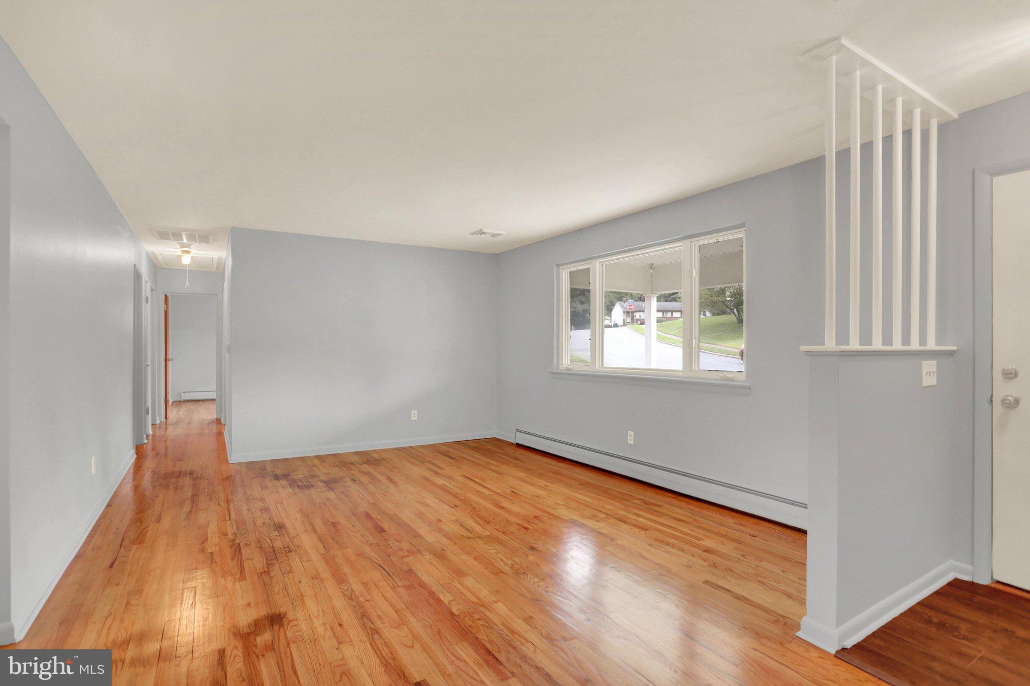 19 E GLENWOOD DRIVE