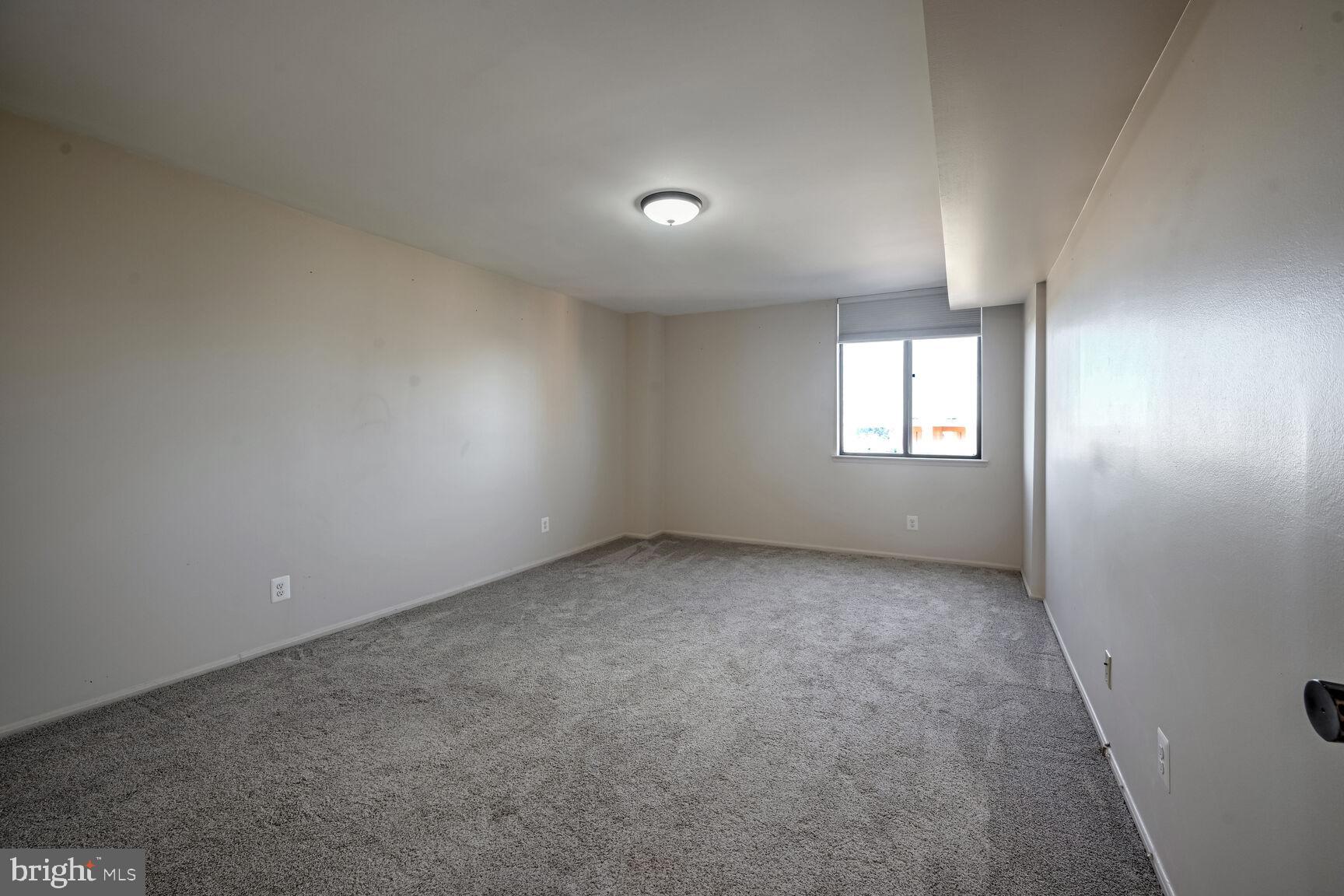 AMERICANA CENTRE - Residential Lease