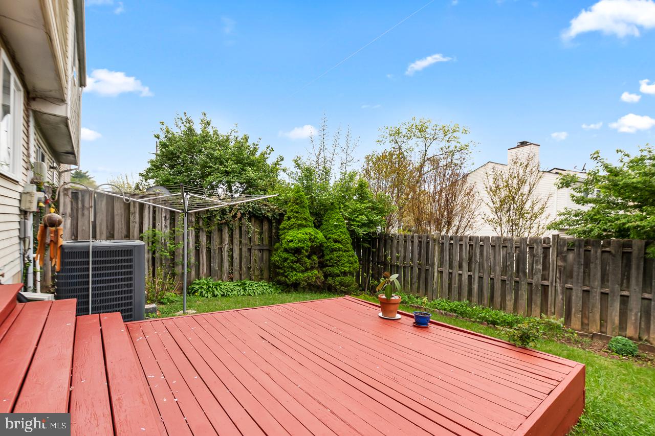 POINT OF WOODS - Residential