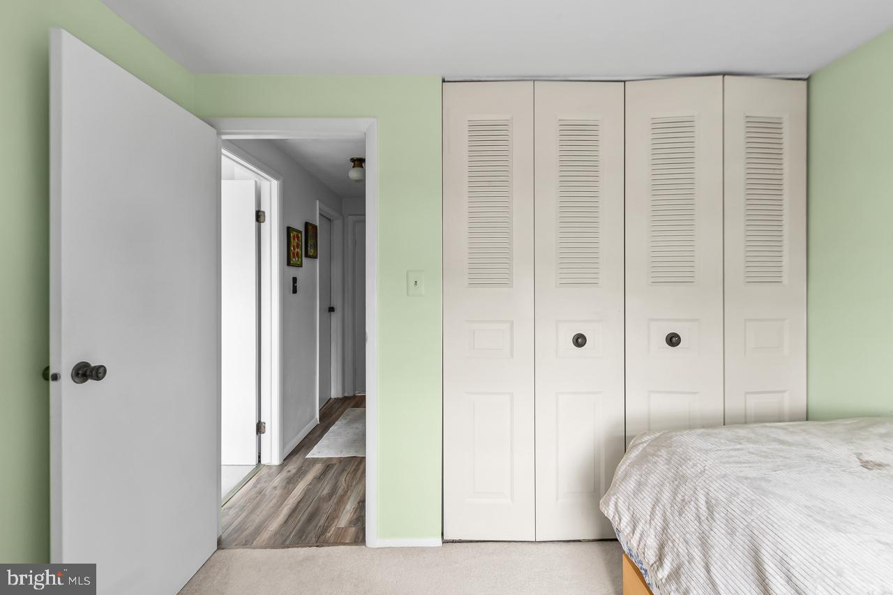 POINT OF WOODS - Residential