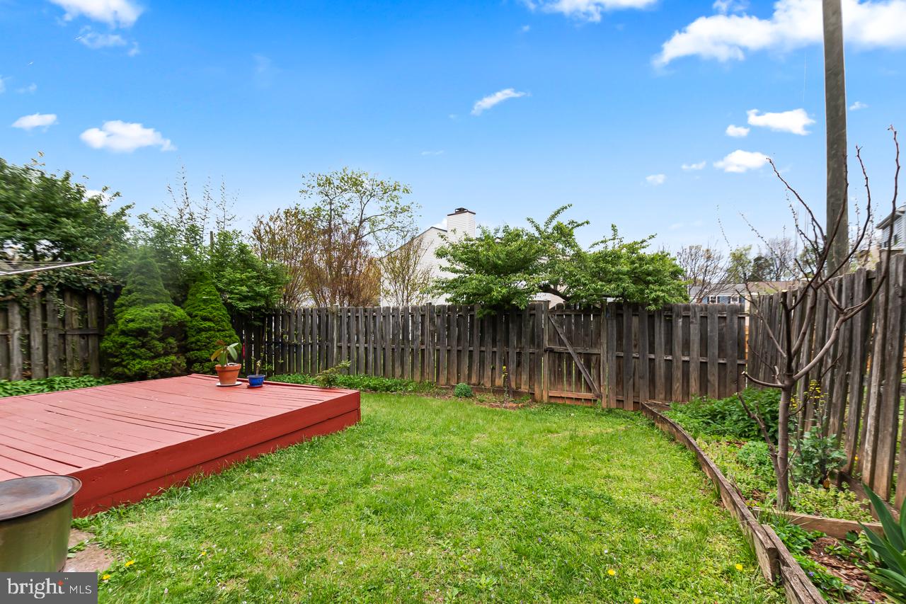 POINT OF WOODS - Residential