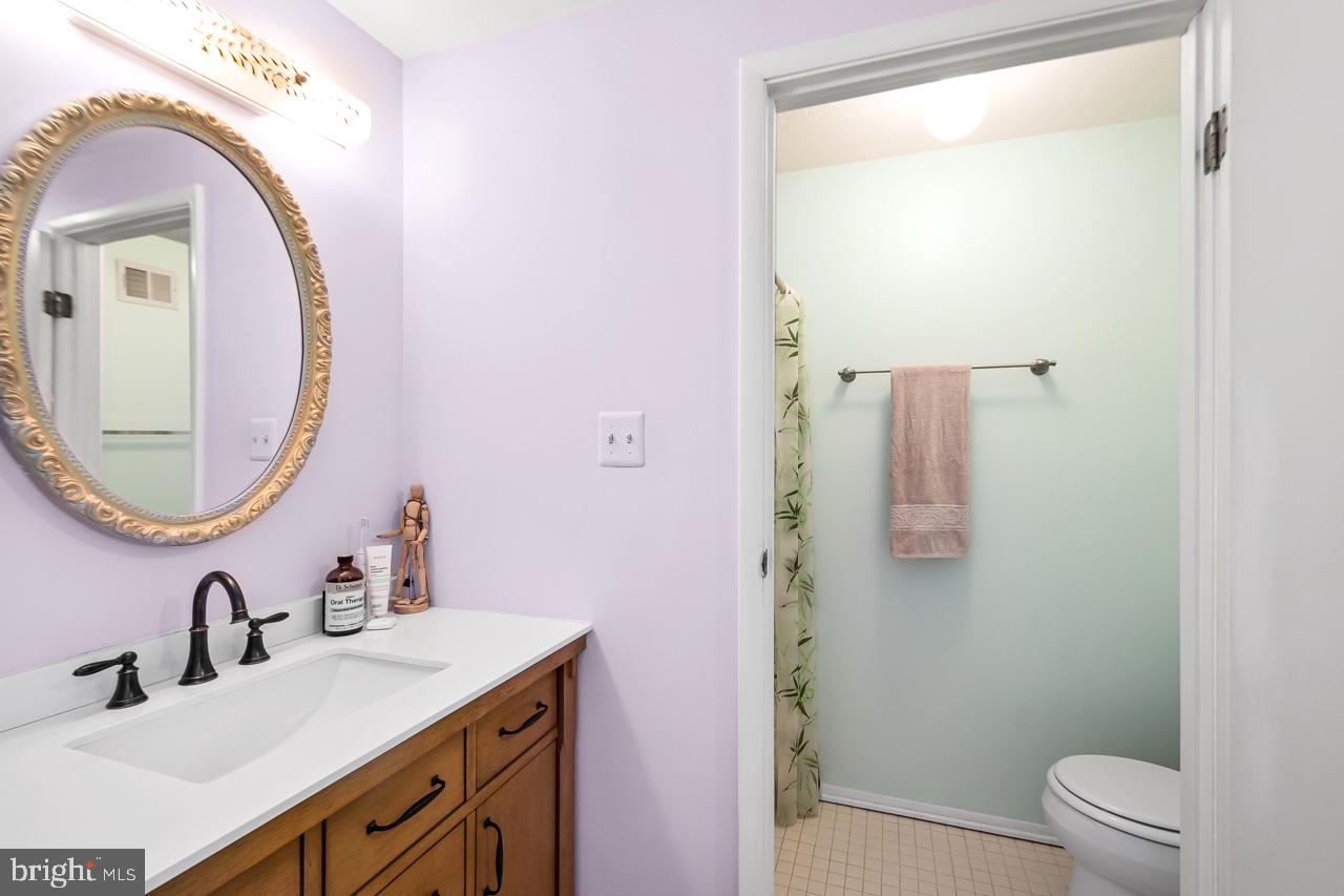 POINT OF WOODS - Residential