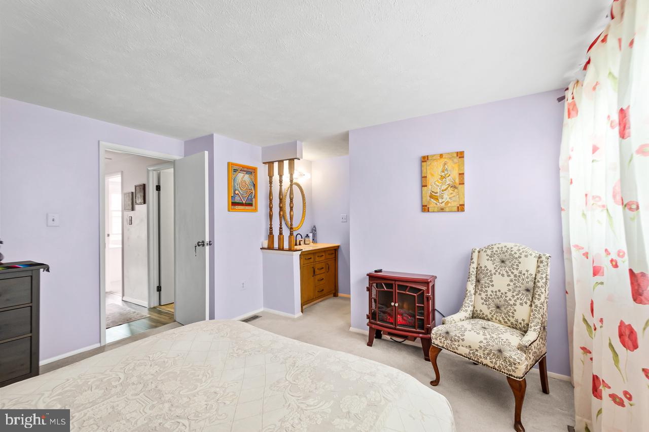 POINT OF WOODS - Residential