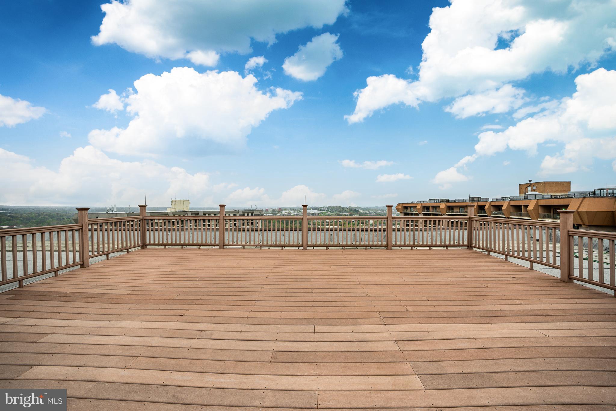VALLEY FORGE TOWER - Residential