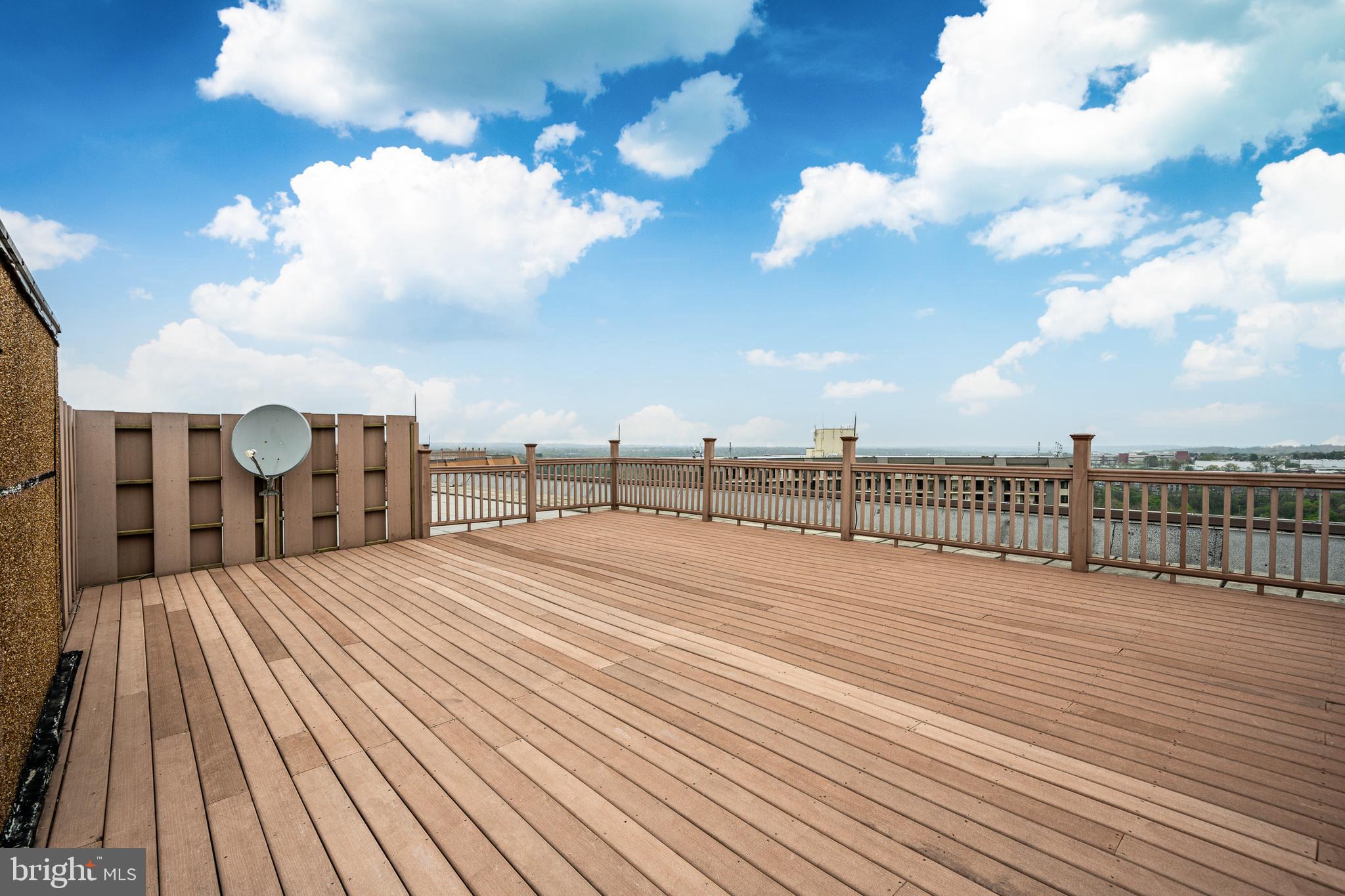 VALLEY FORGE TOWER - Residential