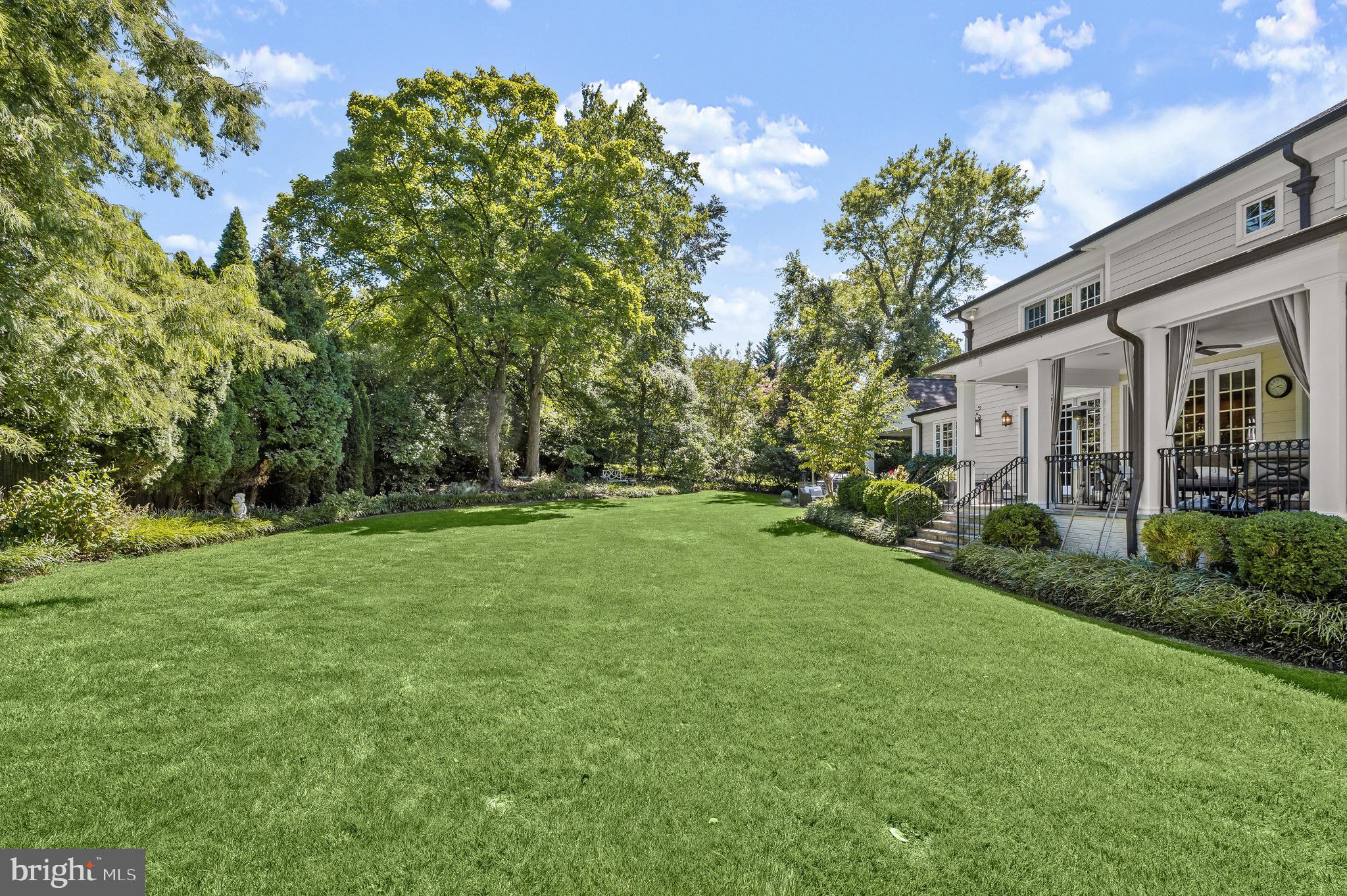 BURNING TREE - Residential