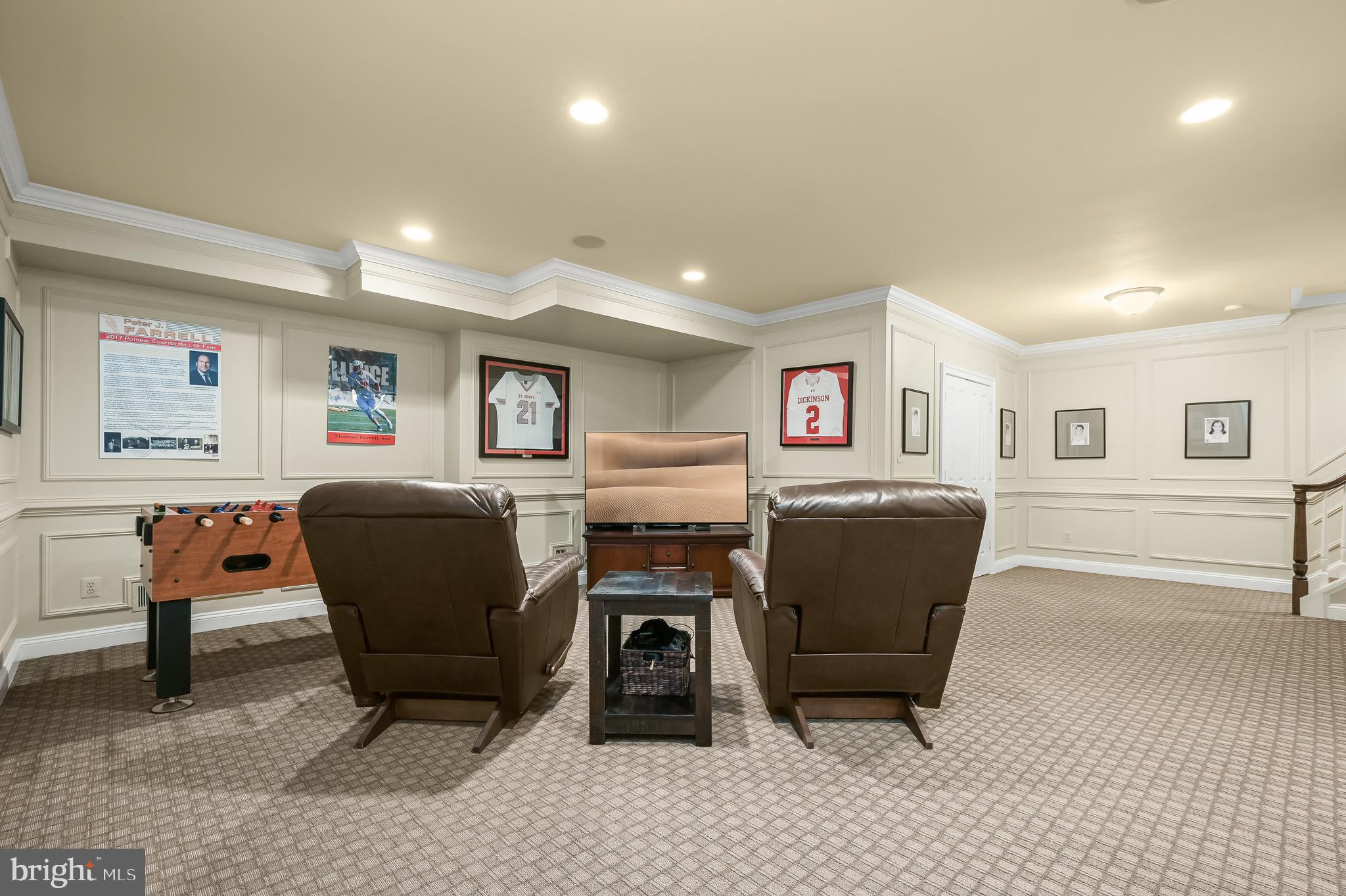 BURNING TREE - Residential