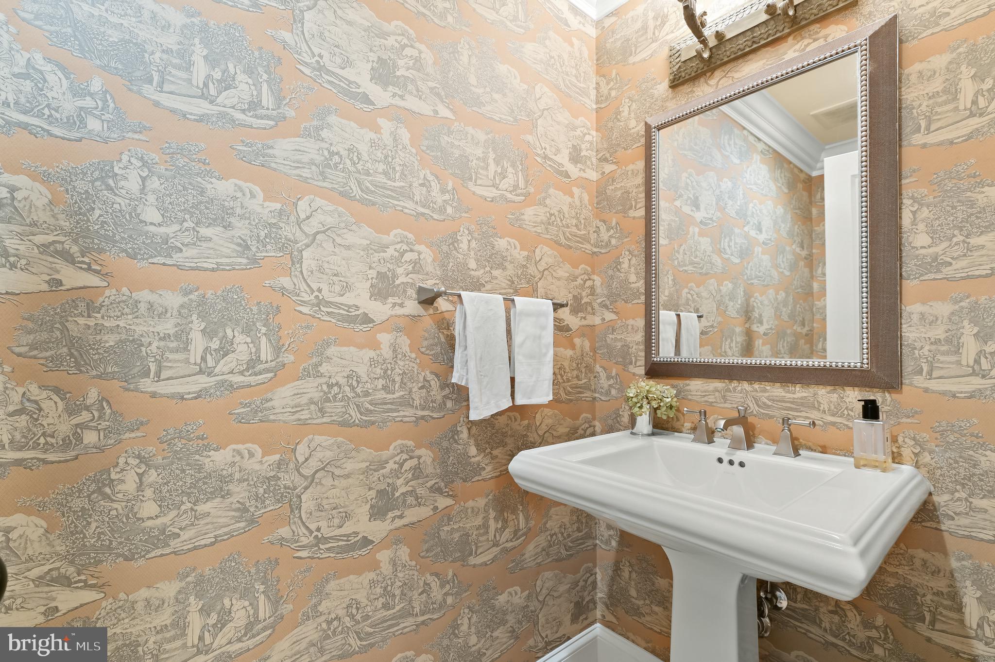 BURNING TREE - Residential