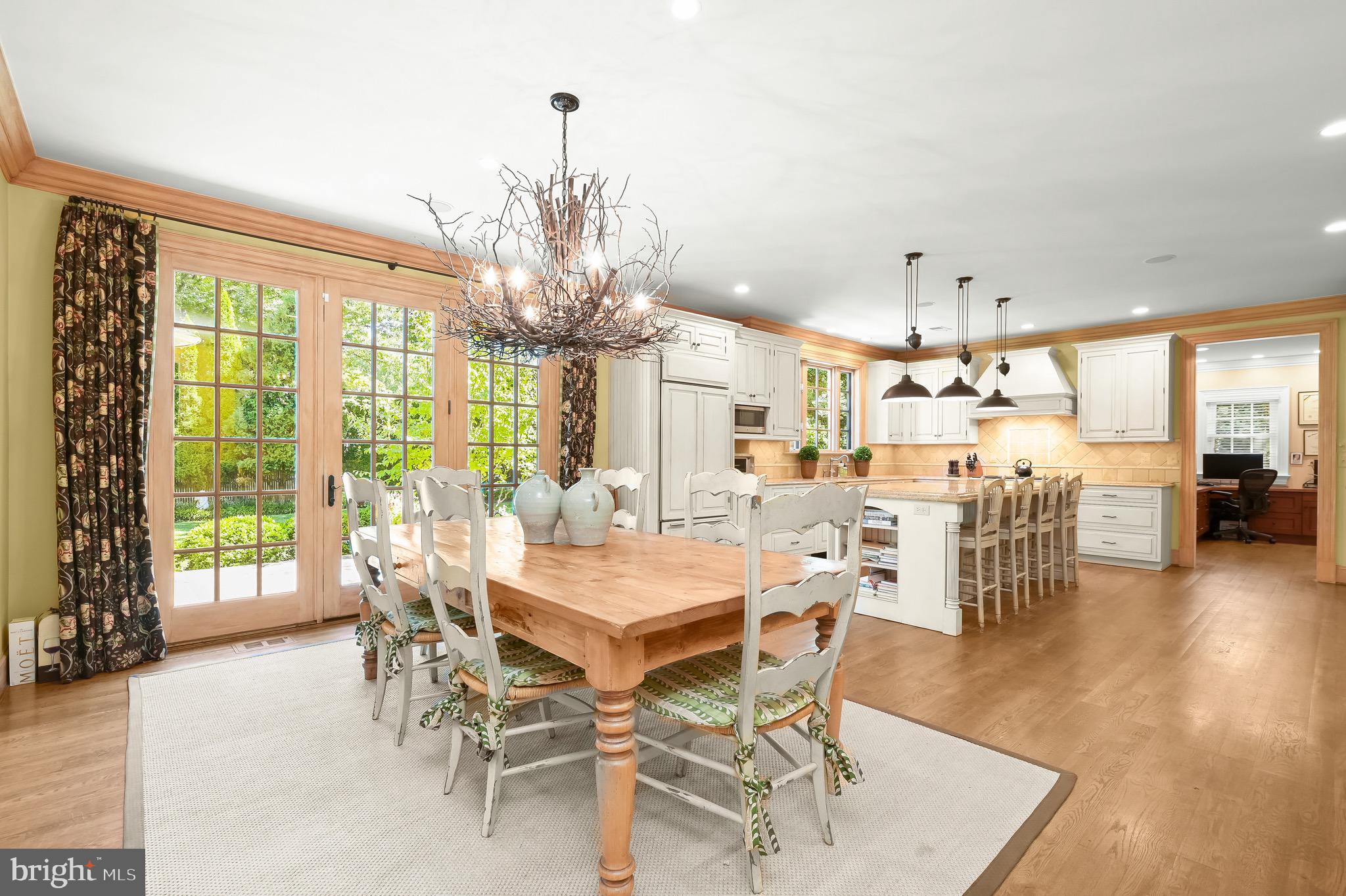 BURNING TREE - Residential