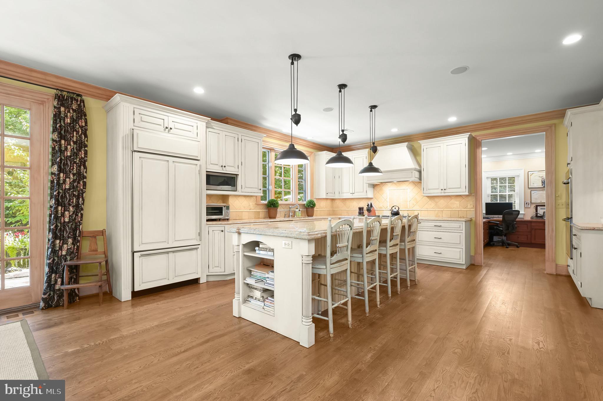 BURNING TREE - Residential