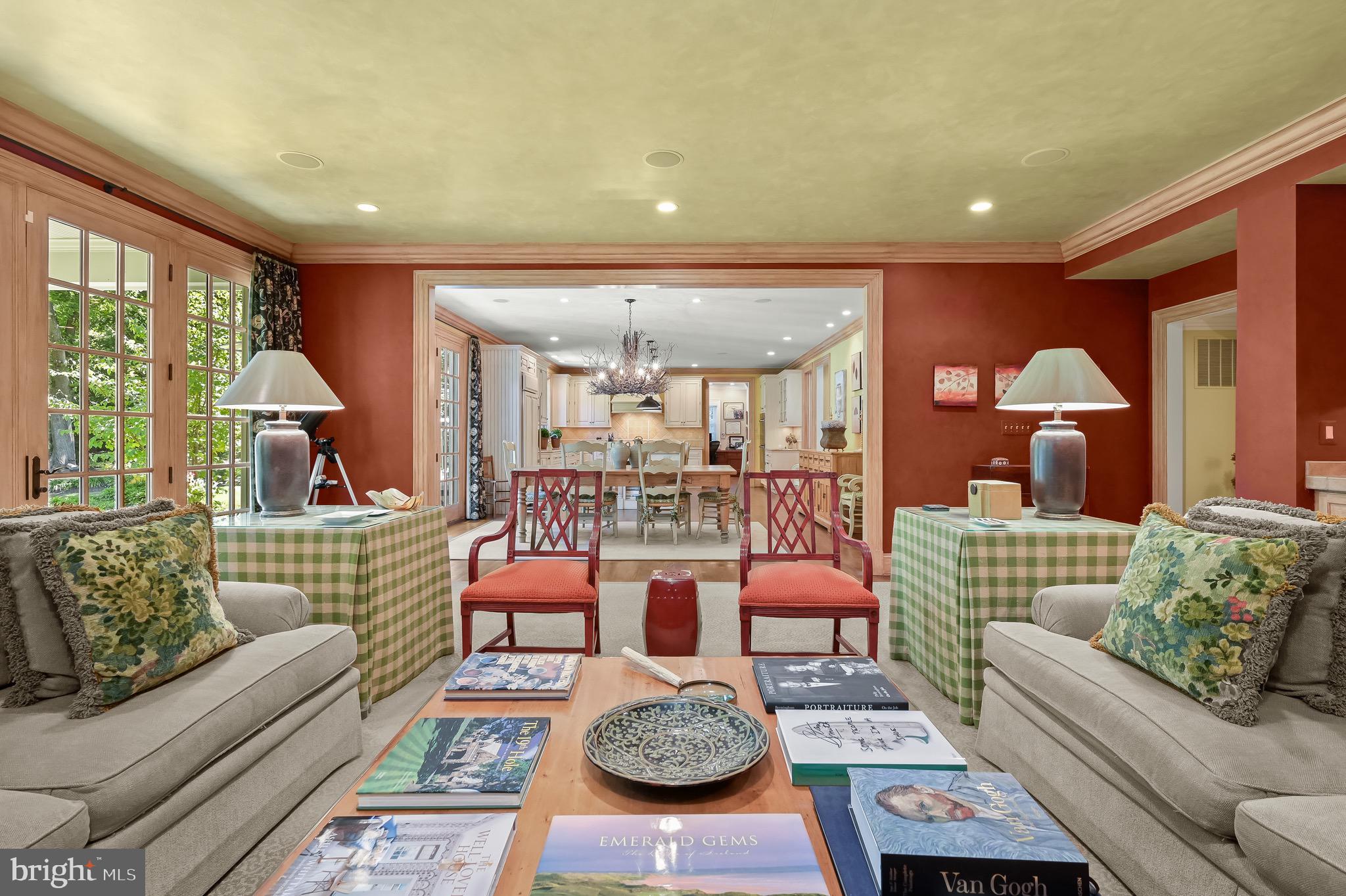 BURNING TREE - Residential