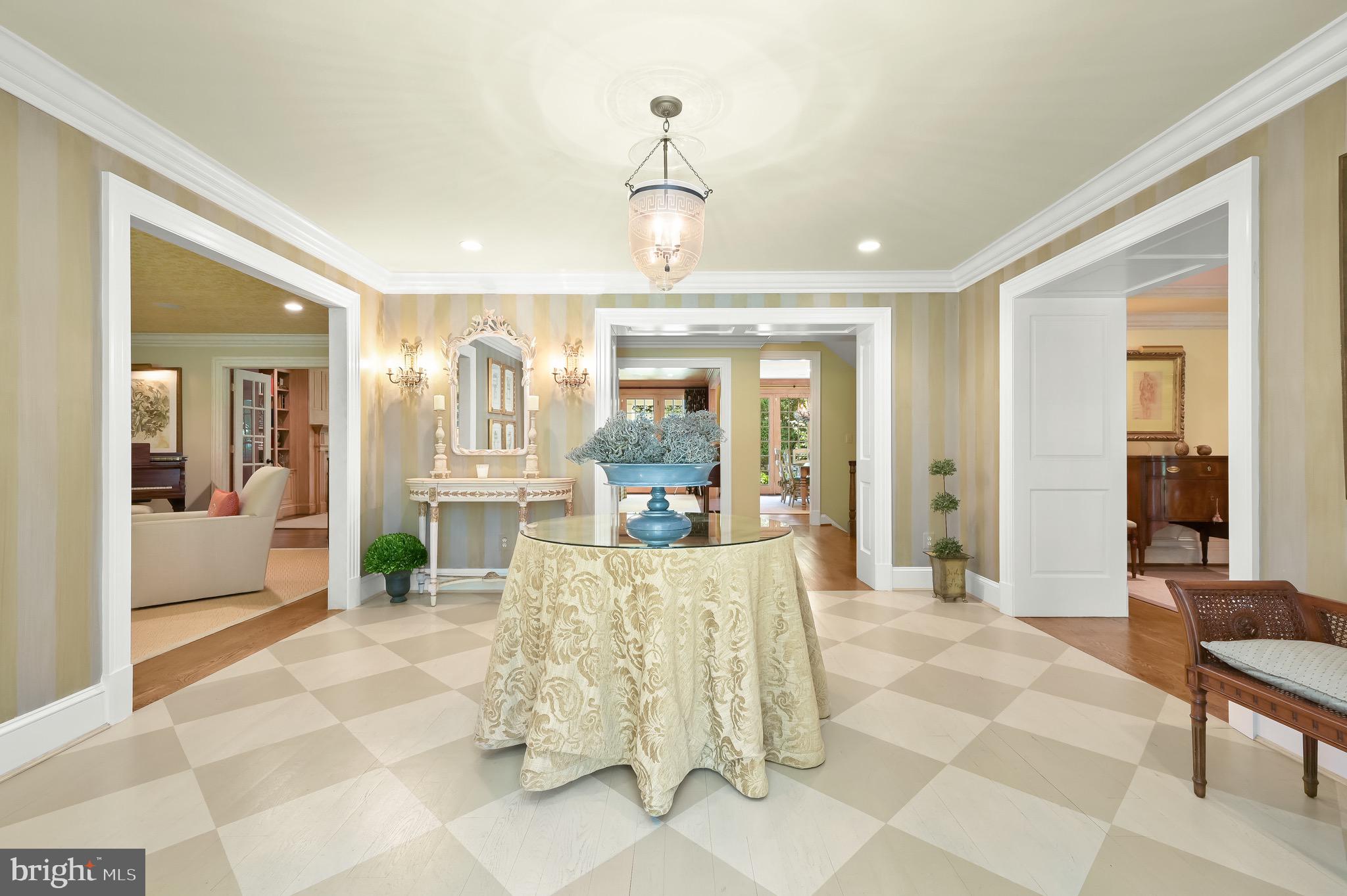 BURNING TREE - Residential