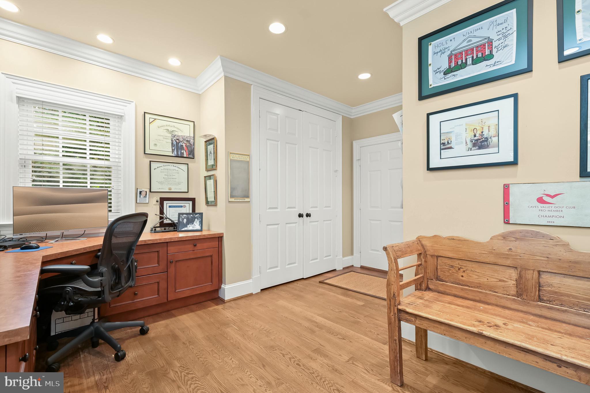 BURNING TREE - Residential