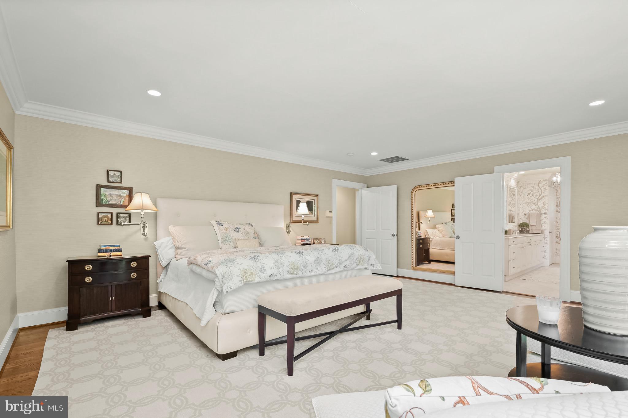 BURNING TREE - Residential