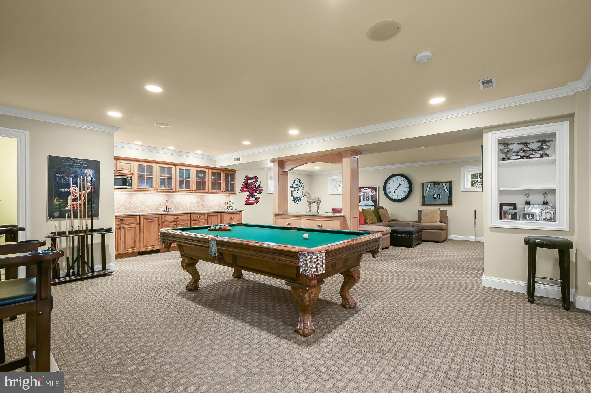 BURNING TREE - Residential