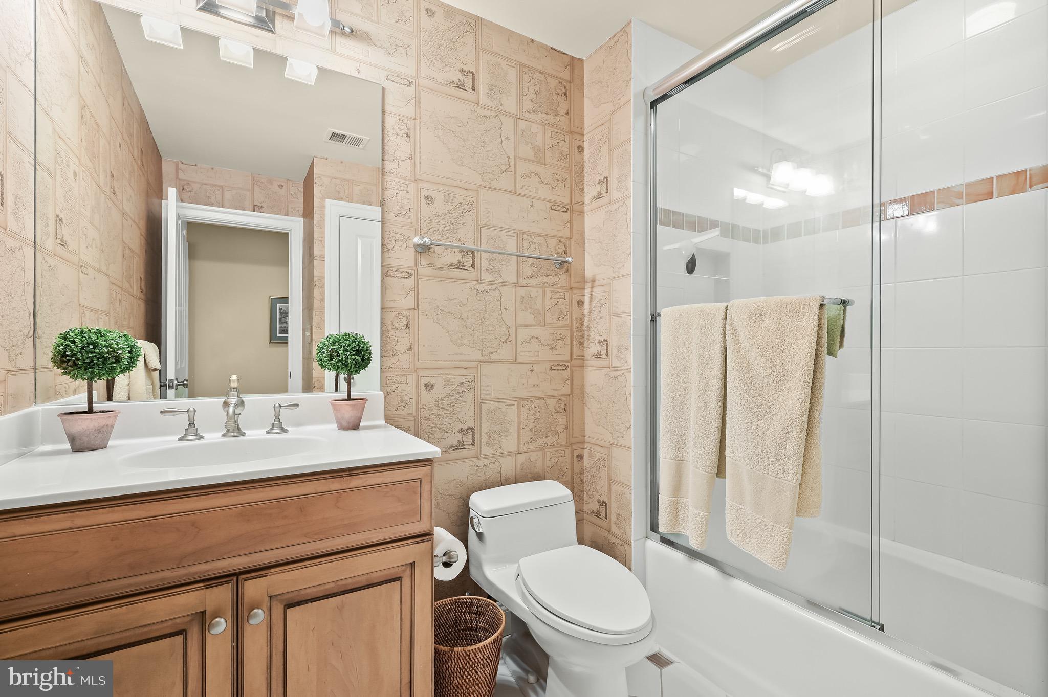 BURNING TREE - Residential