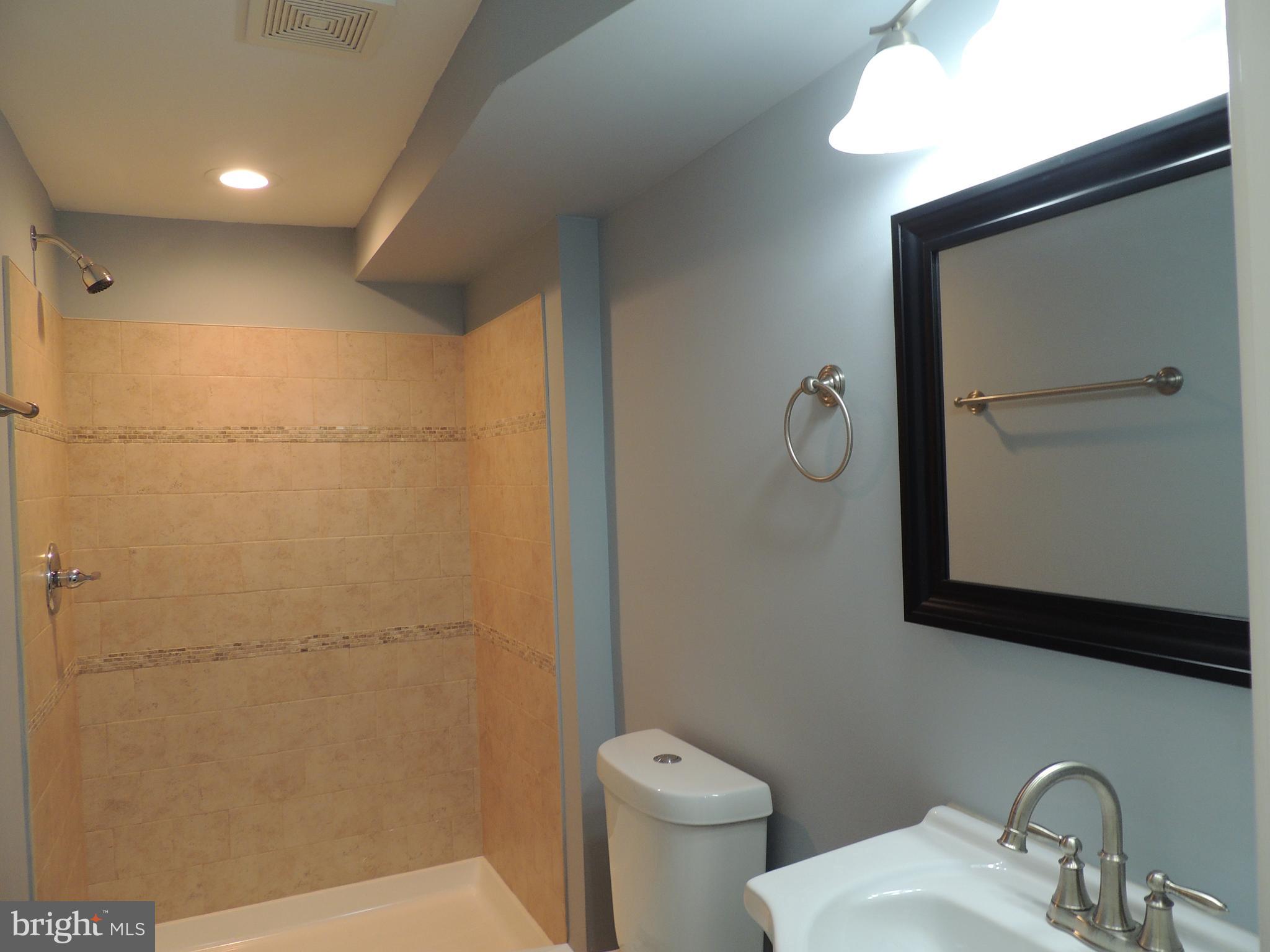 EAST MONUMENT HISTORIC DISTRICT - Residential Lease