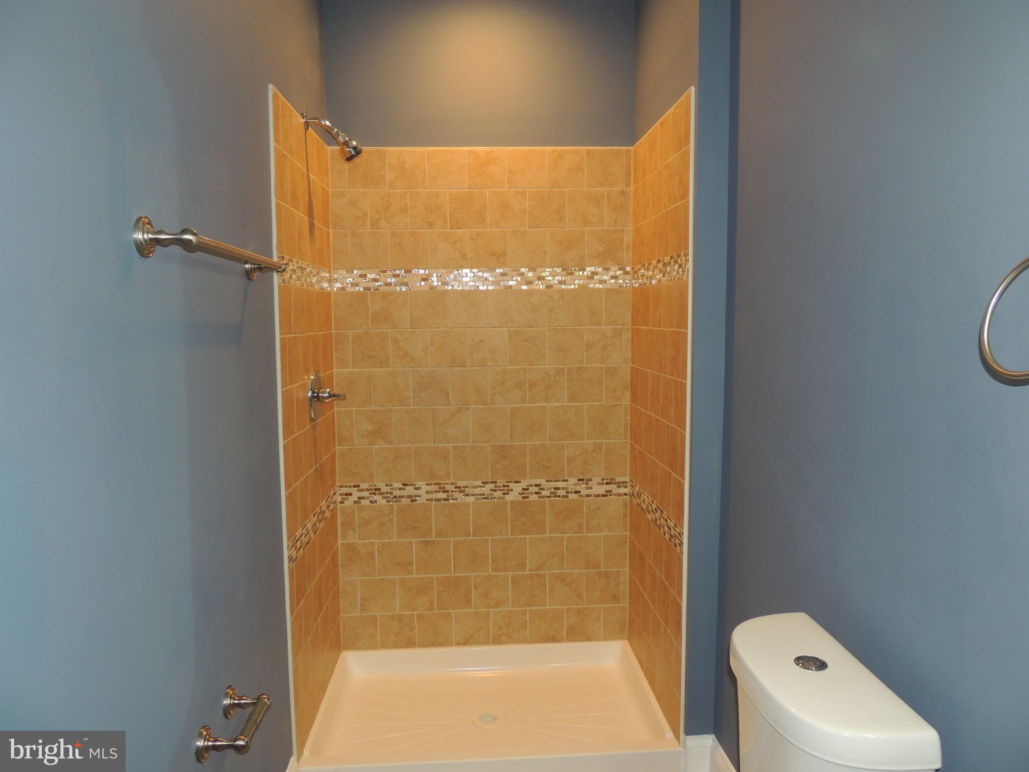 EAST MONUMENT HISTORIC DISTRICT - Residential Lease