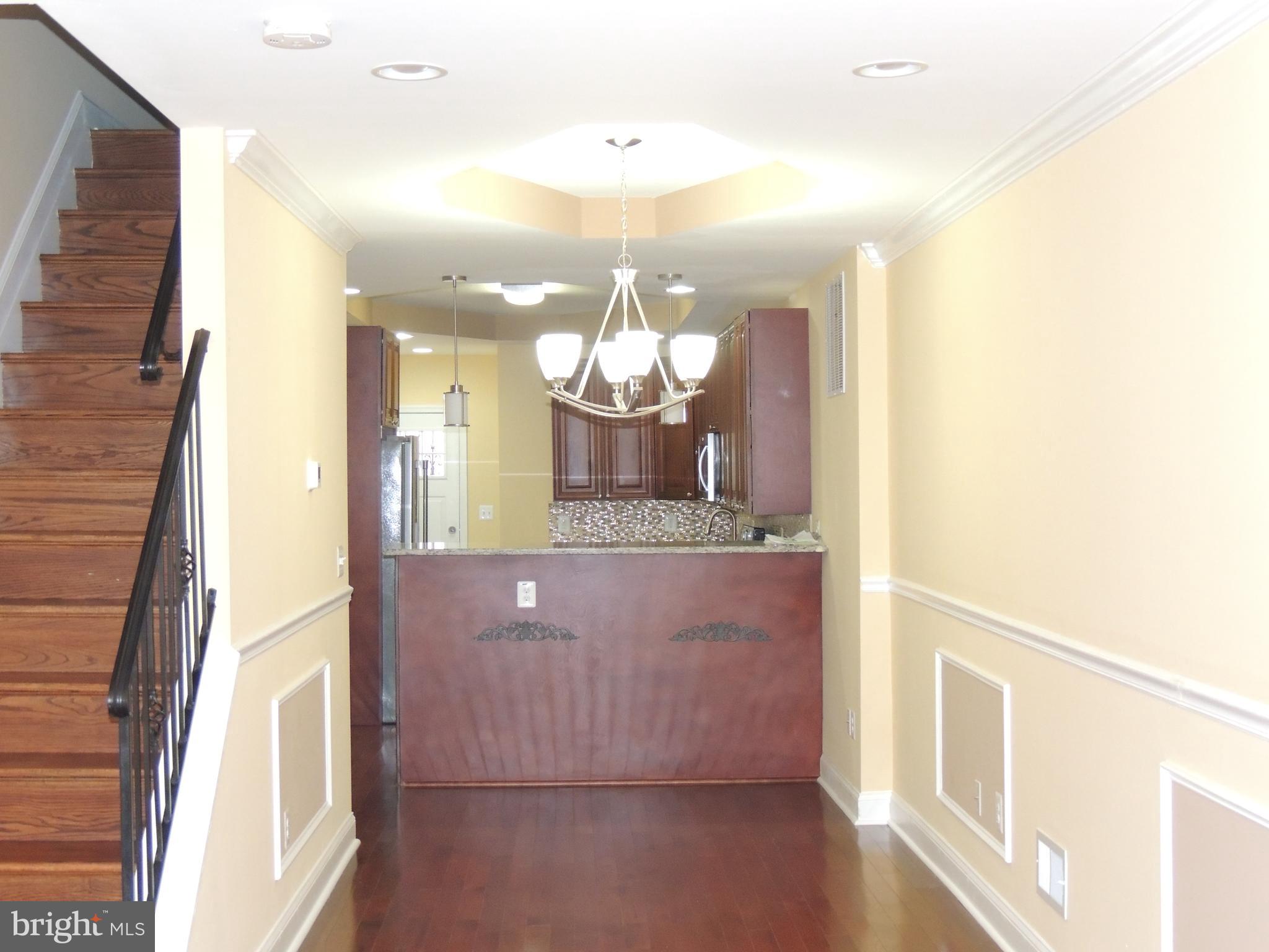 EAST MONUMENT HISTORIC DISTRICT - Residential Lease