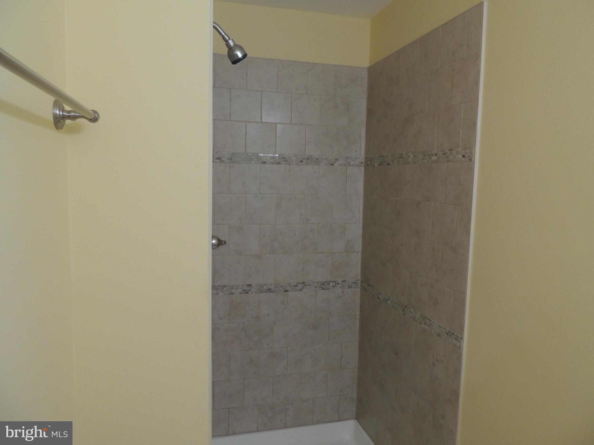 EAST MONUMENT HISTORIC DISTRICT - Residential Lease