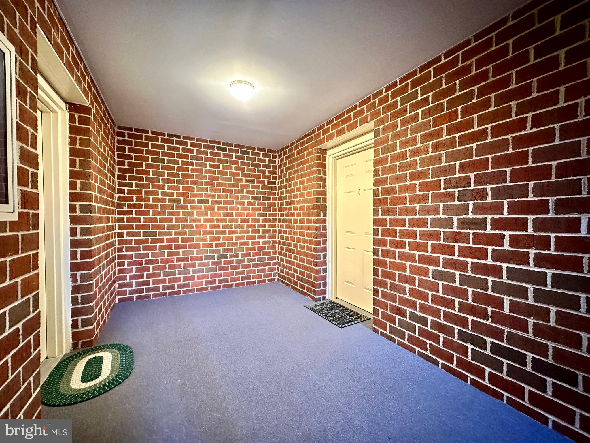 13 PIPE HILL COURT B B