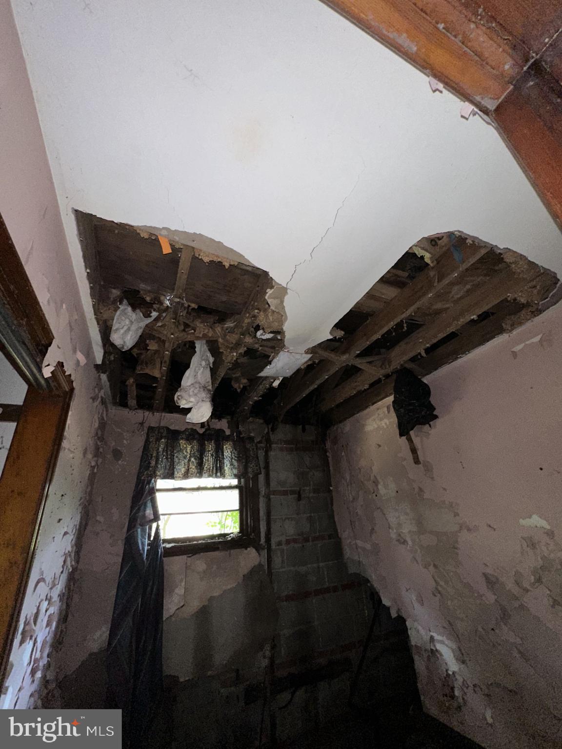 NONE AVAILABLE - Land