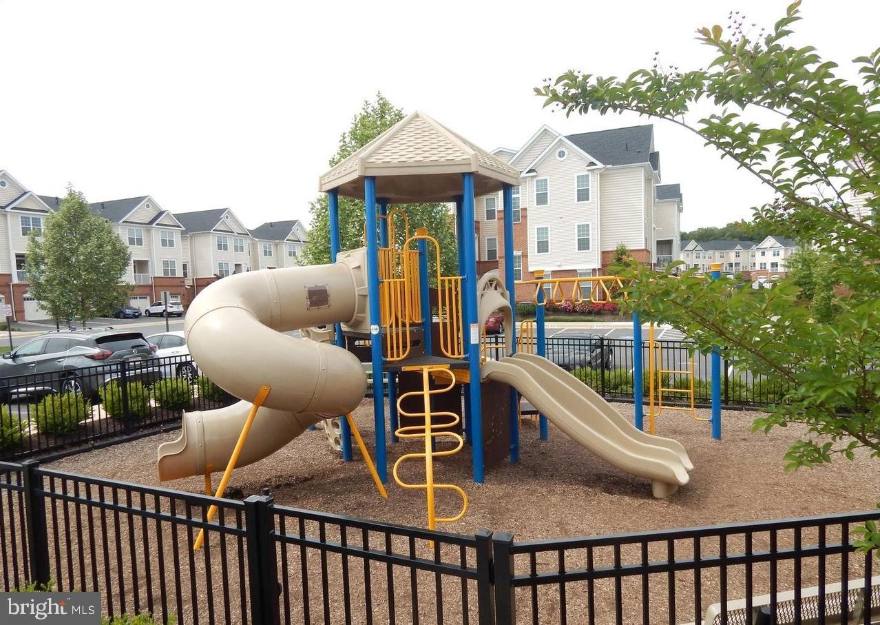 BRAMBLETON - Residential Lease