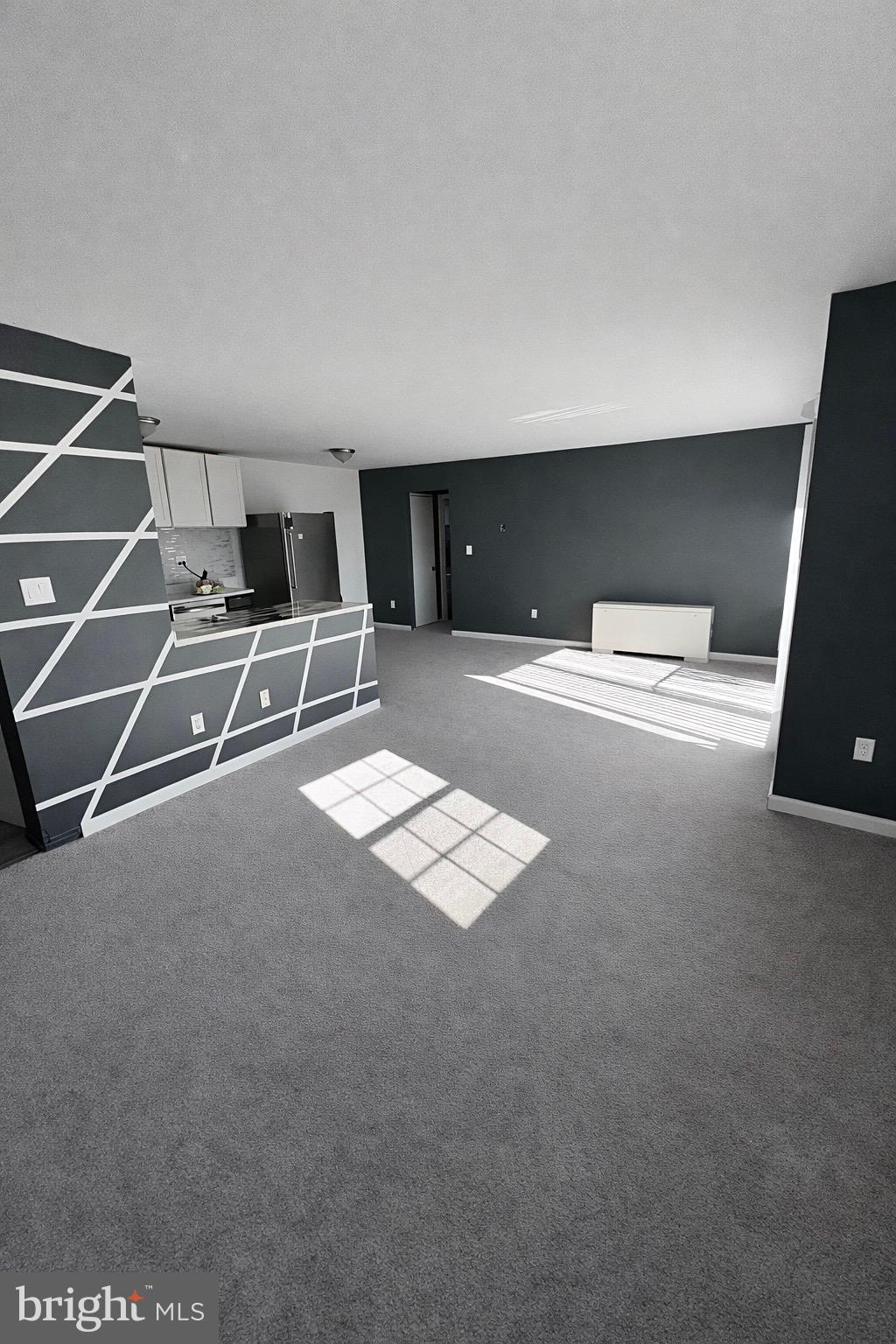 4423 ROMLON STREET 202