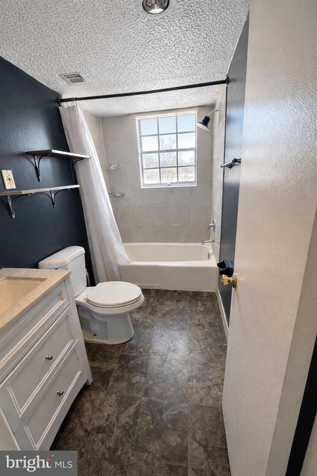 MONTPELIER VILLAGE - Residential