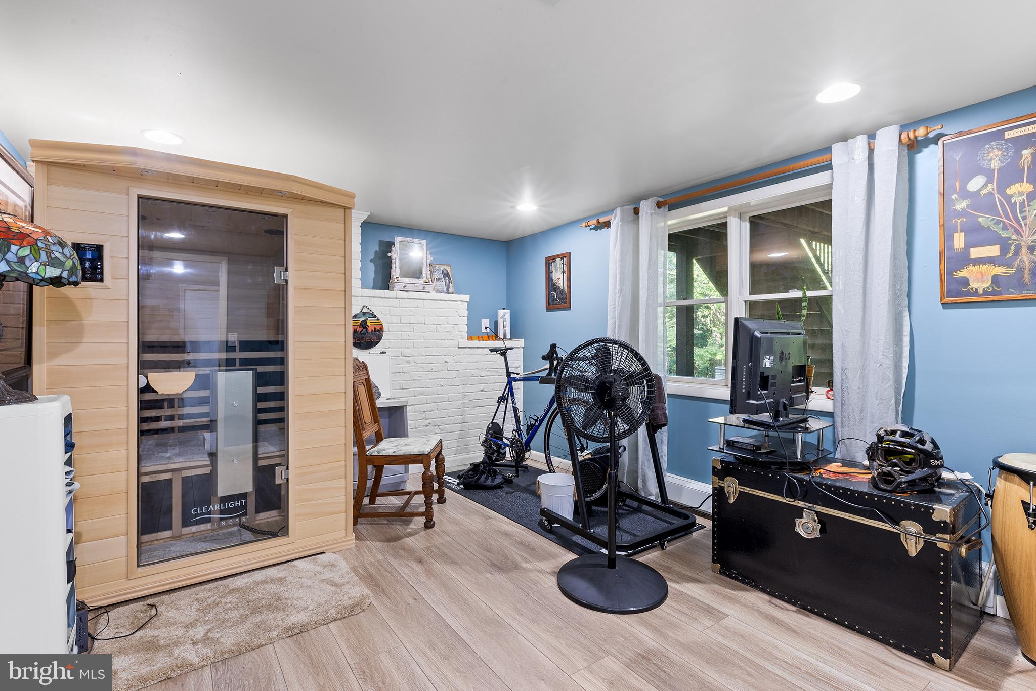 FRIENDSHIP HILLS - Residential