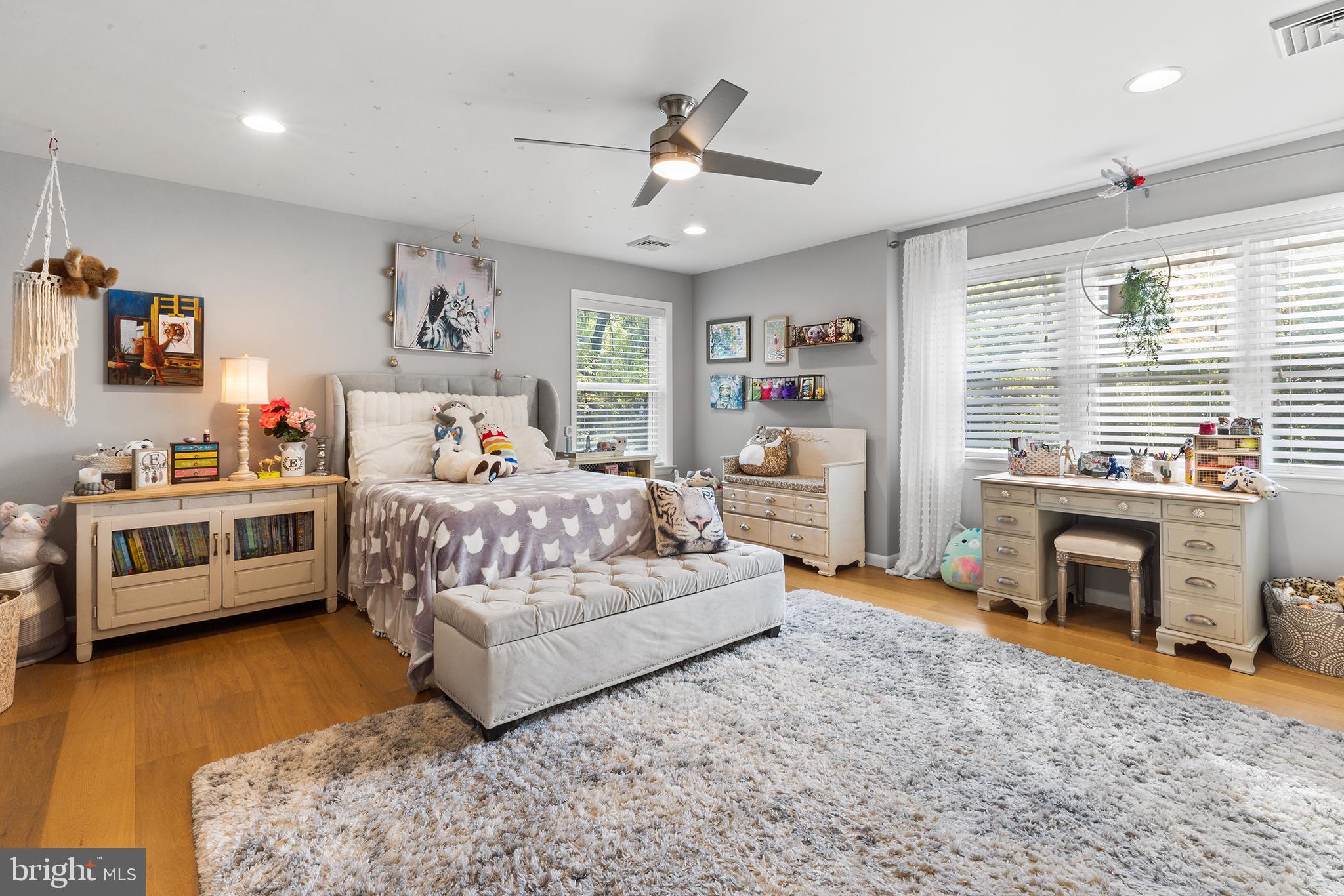 FRIENDSHIP HILLS - Residential