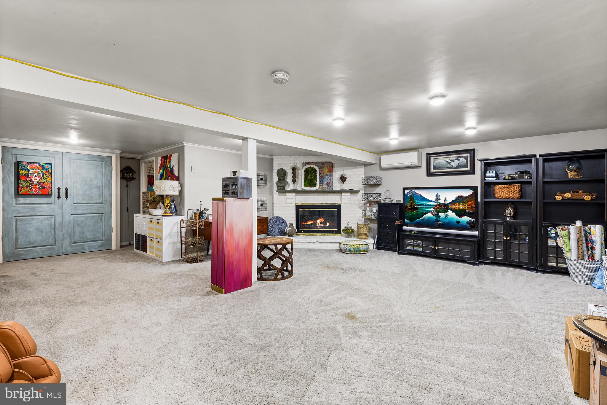 FRIENDSHIP HILLS - Residential