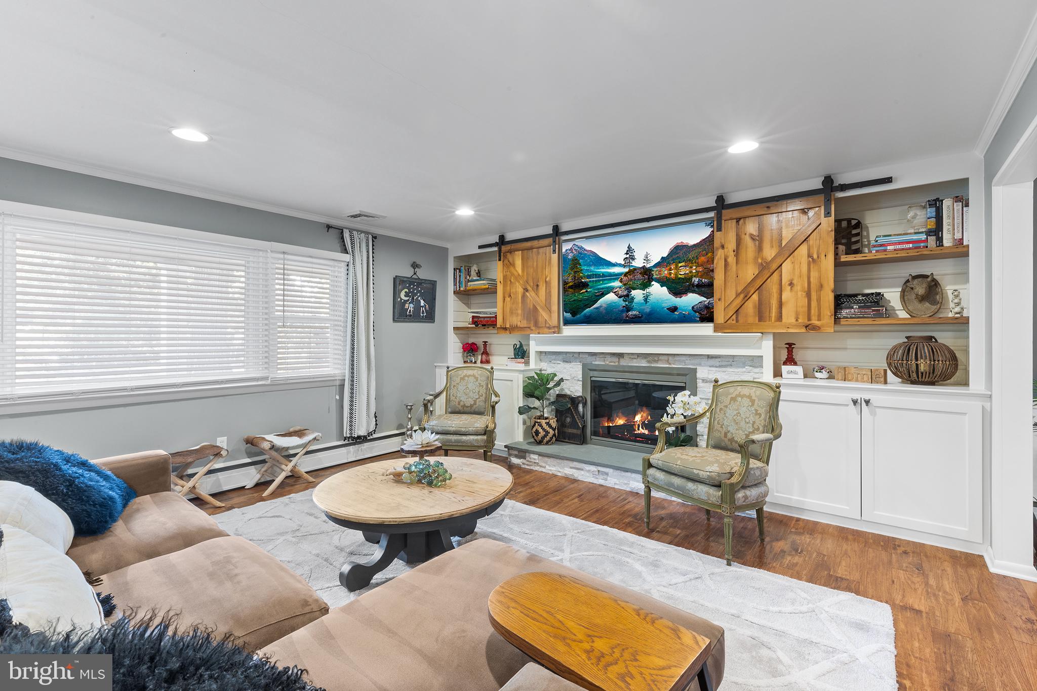 FRIENDSHIP HILLS - Residential