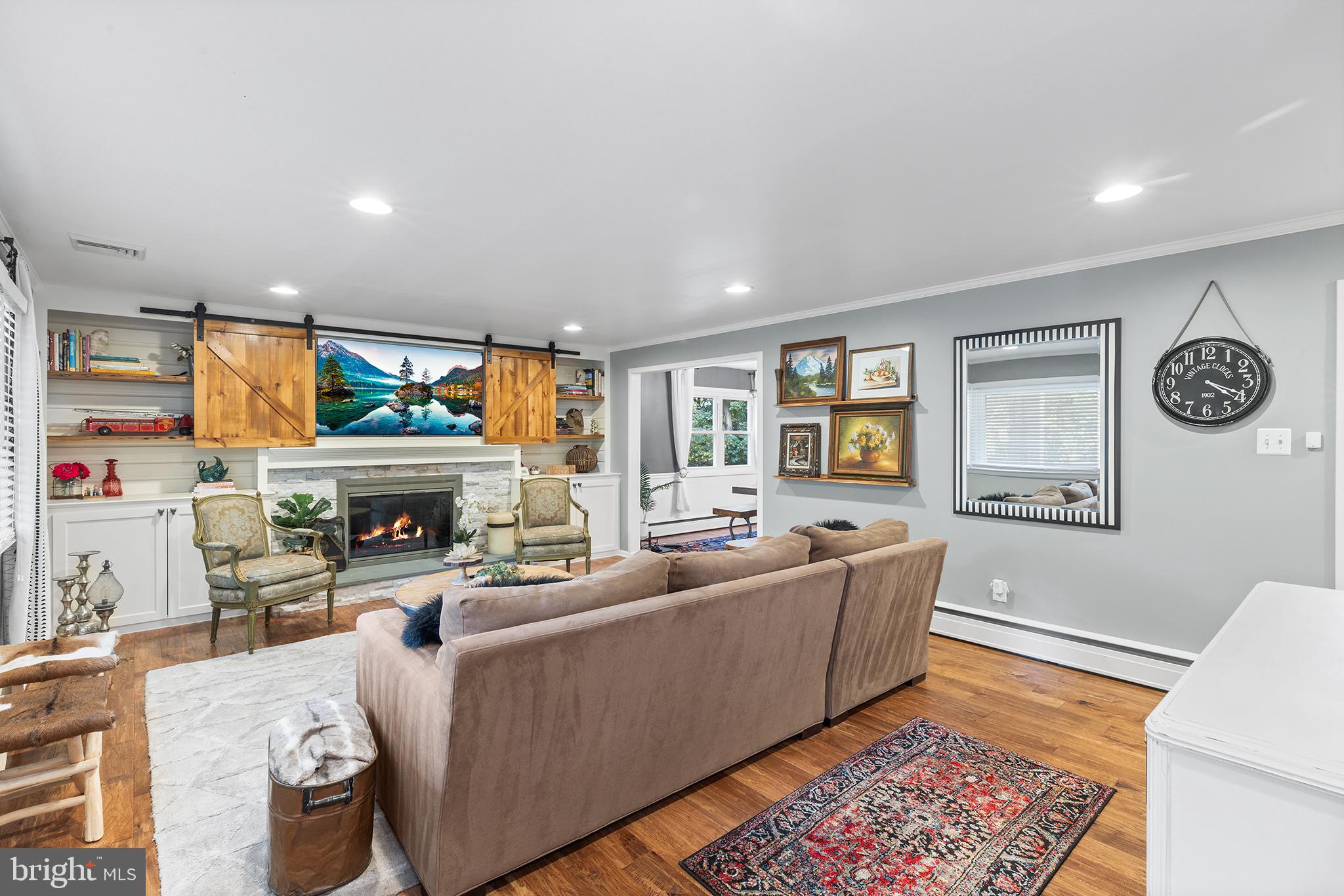 FRIENDSHIP HILLS - Residential