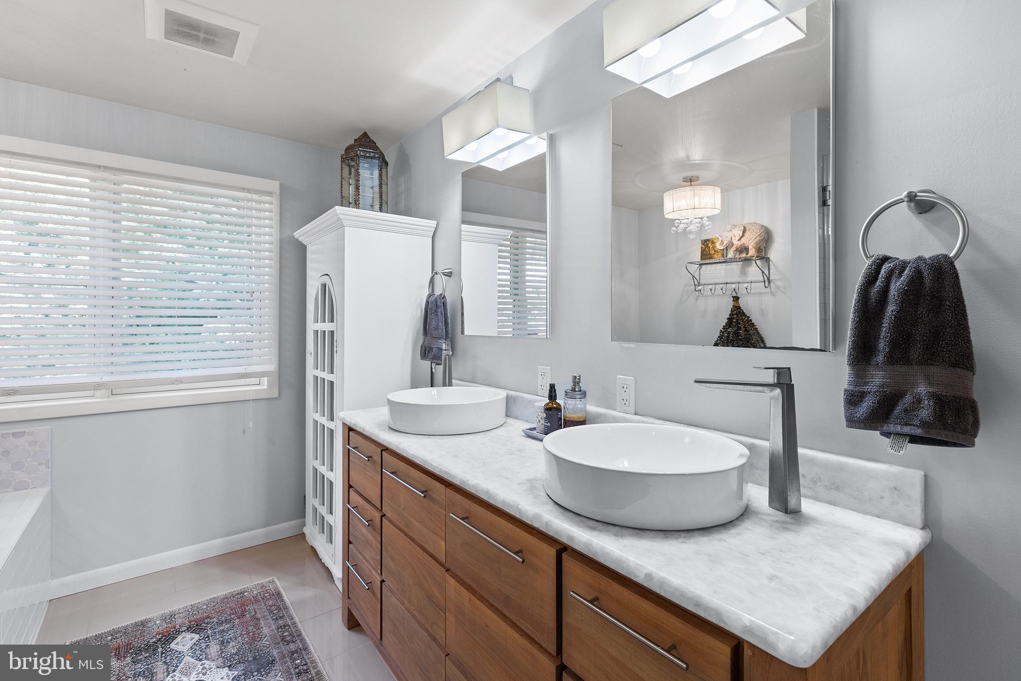 FRIENDSHIP HILLS - Residential