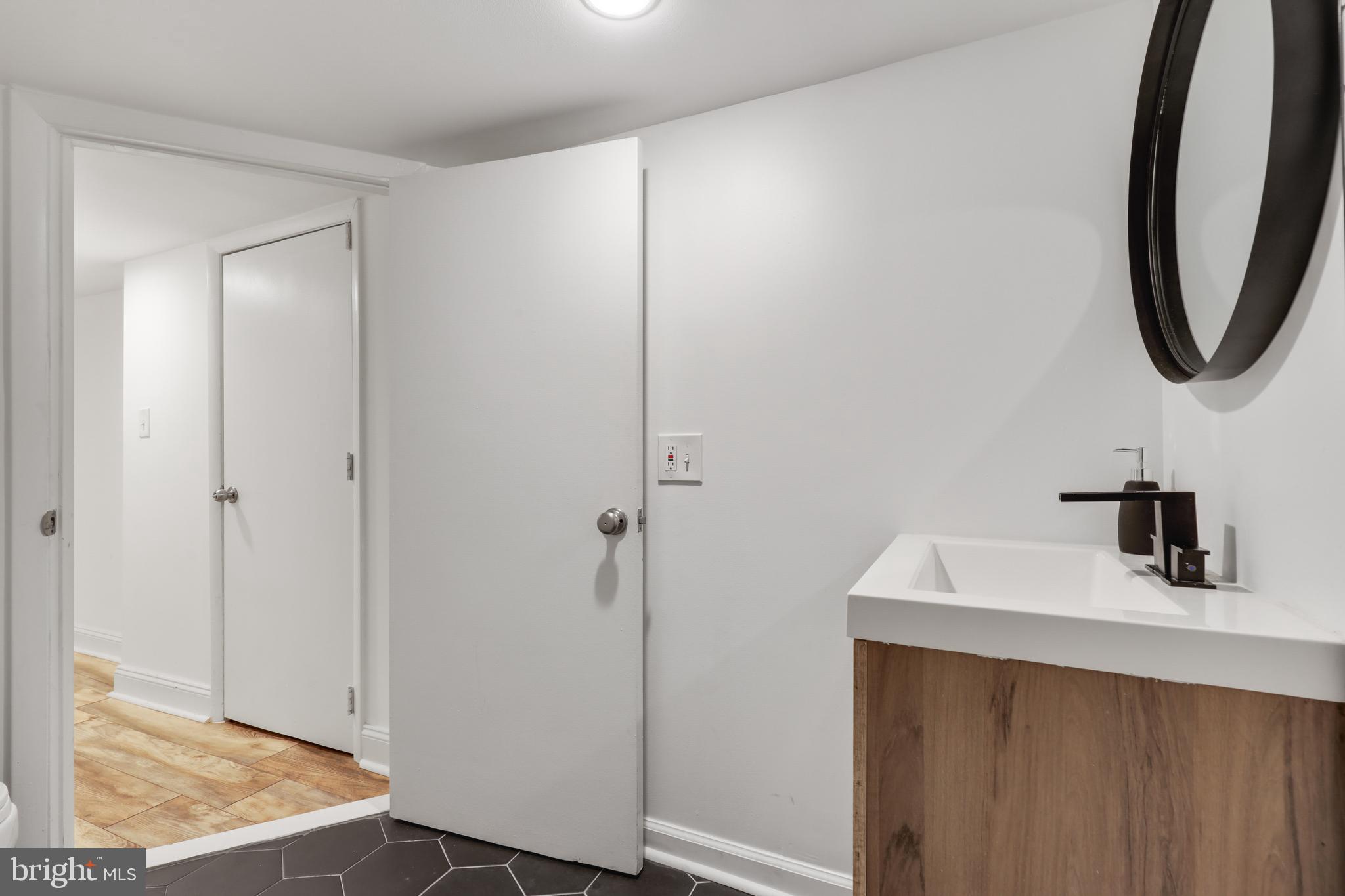 CANTON - Residential Lease