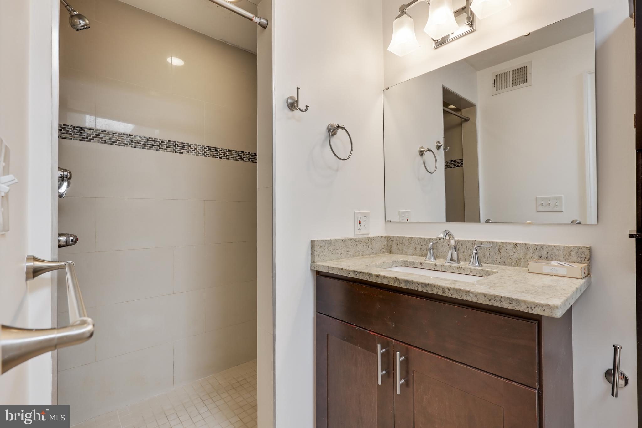 CANTON - Residential Lease