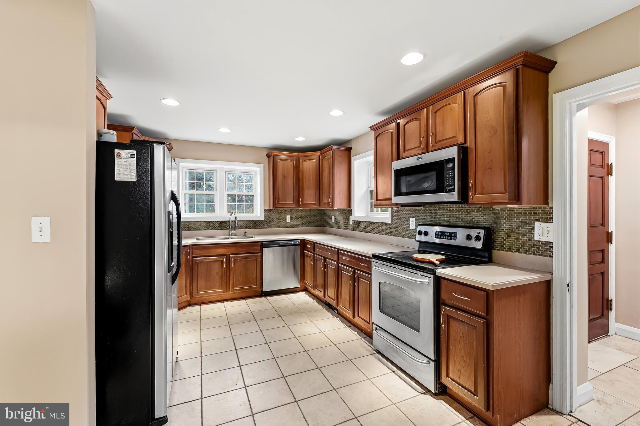 KNOLLWOOD - Residential