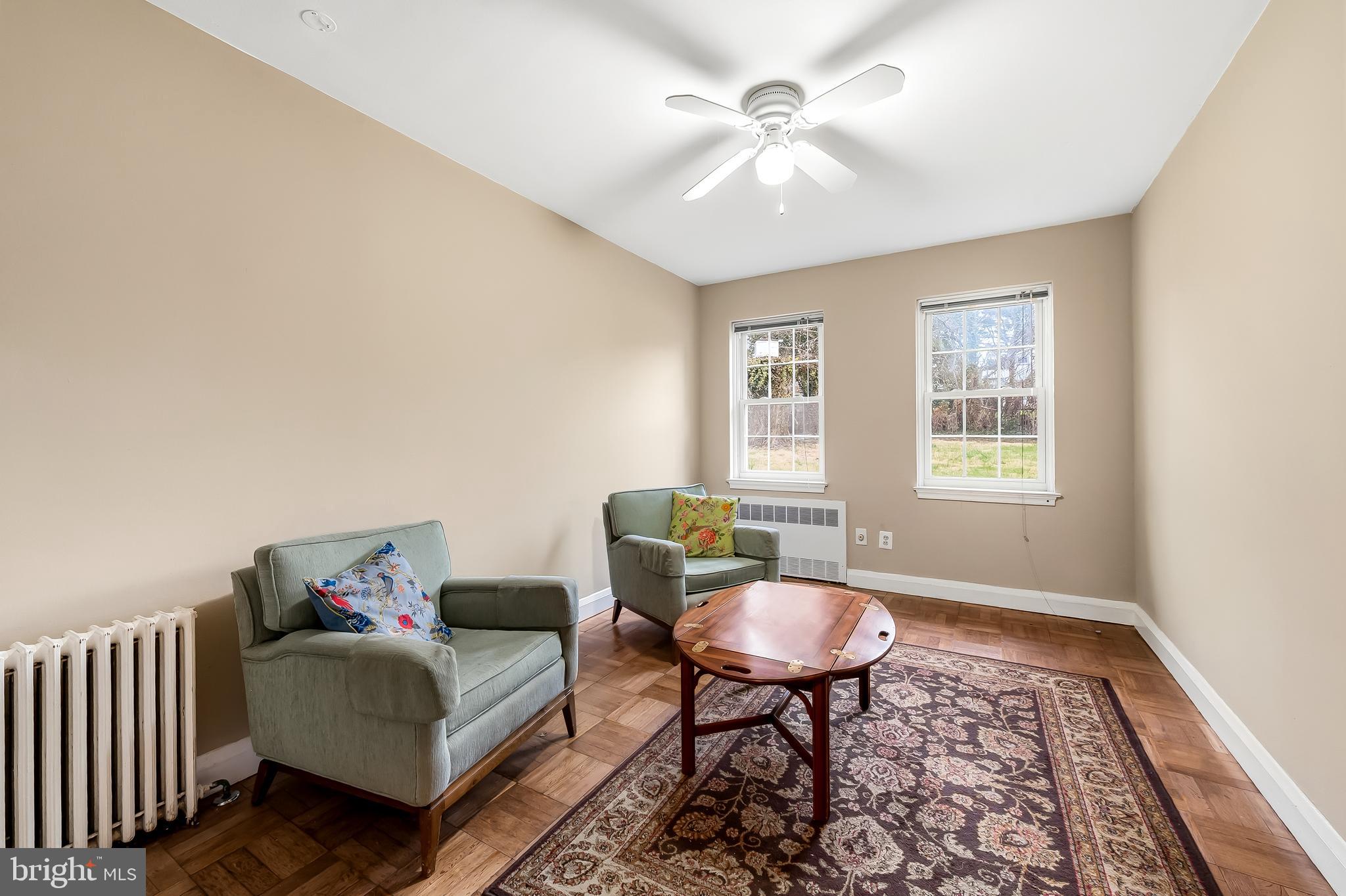 KNOLLWOOD - Residential