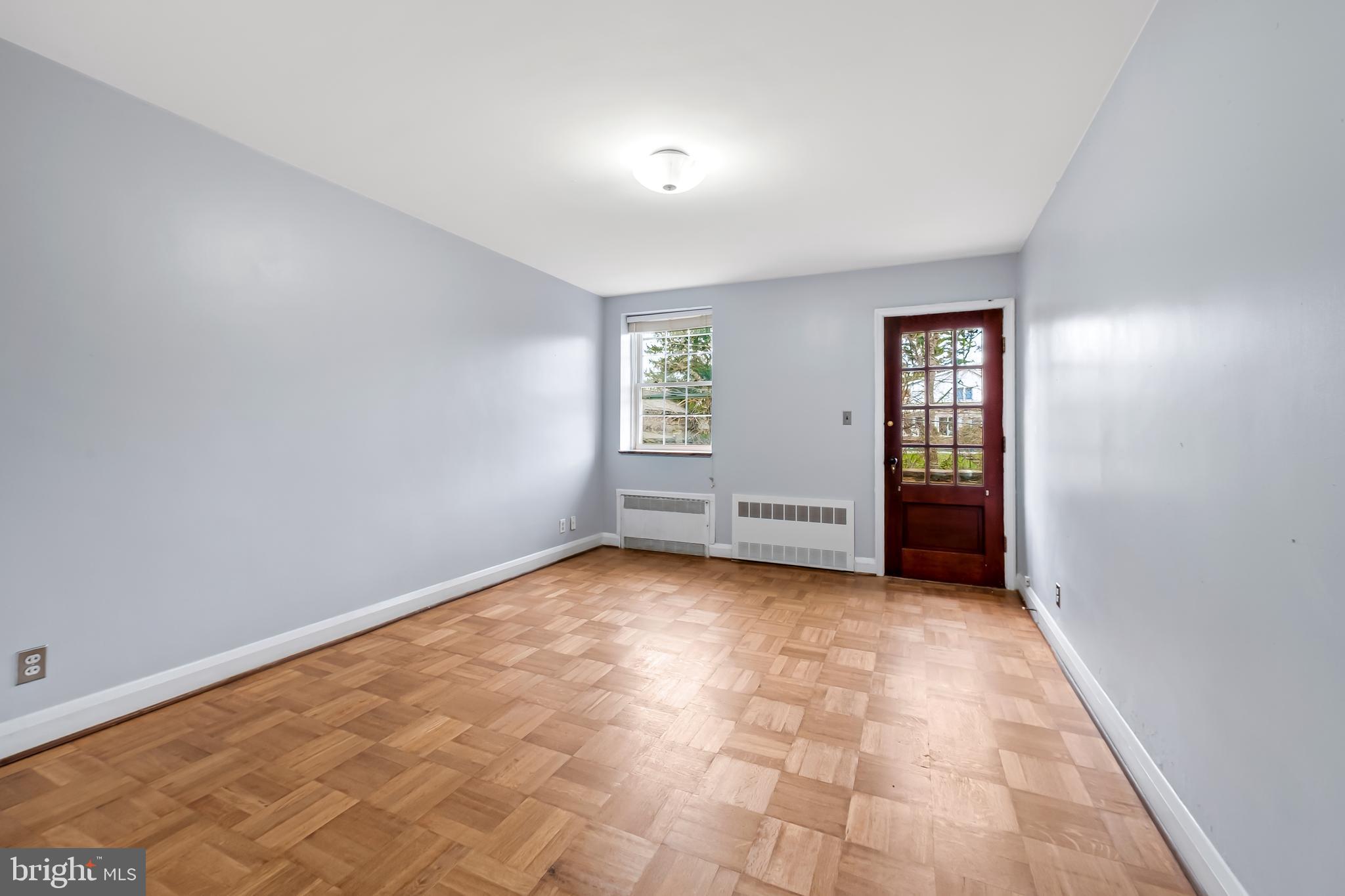 KNOLLWOOD - Residential