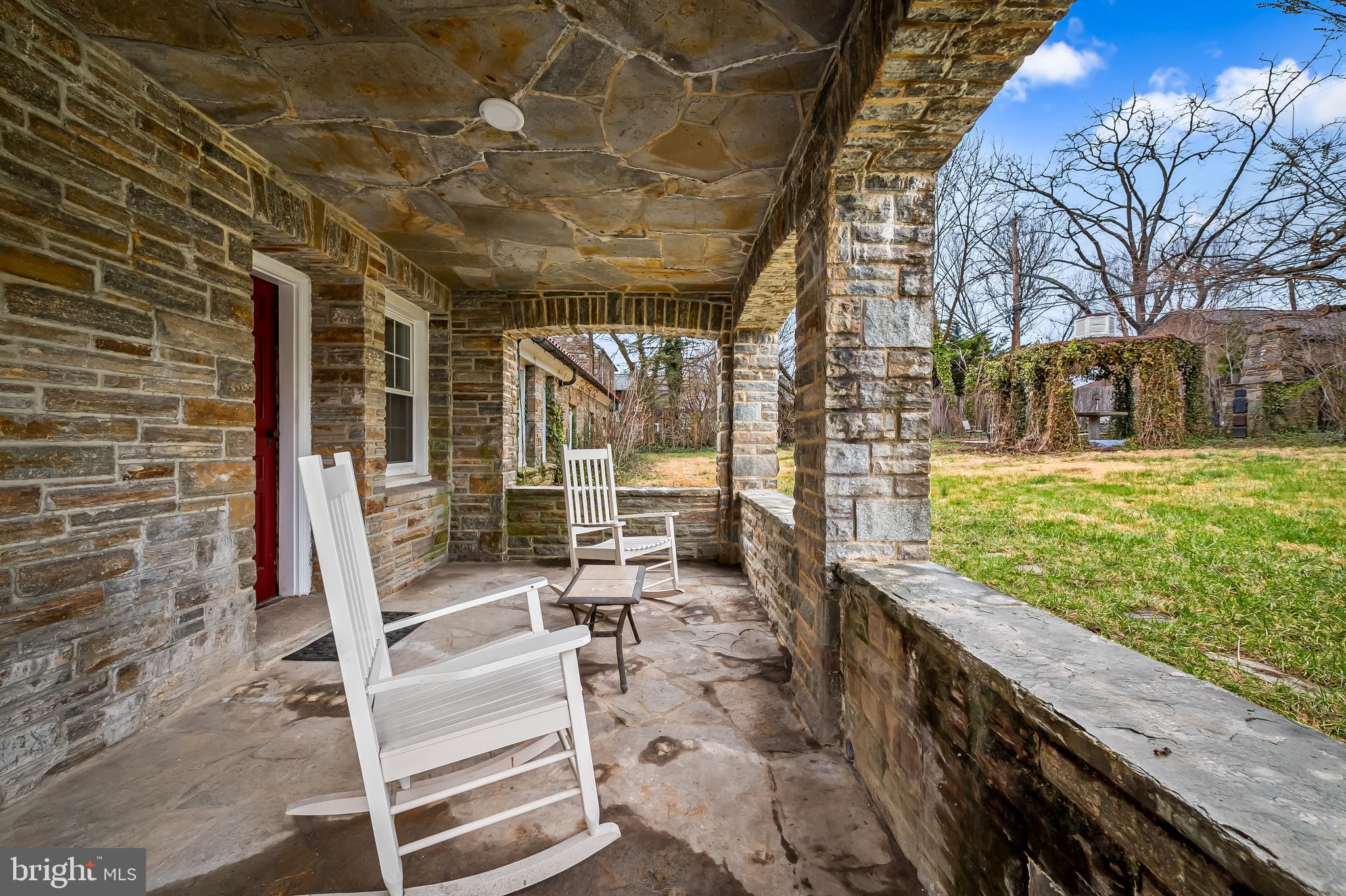 KNOLLWOOD - Residential