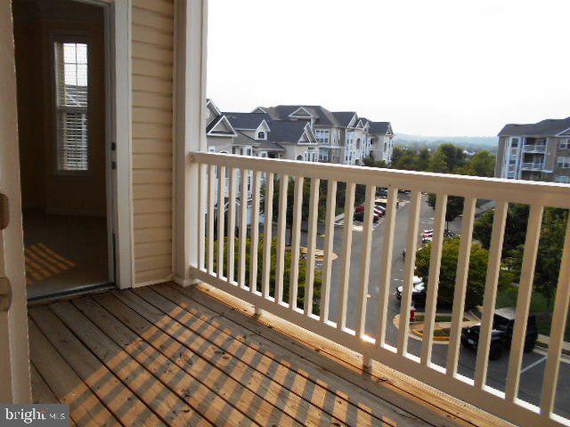 WESTCHESTER AT STRATFORD - Residential Lease