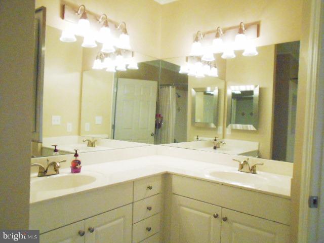 WESTCHESTER AT STRATFORD - Residential Lease